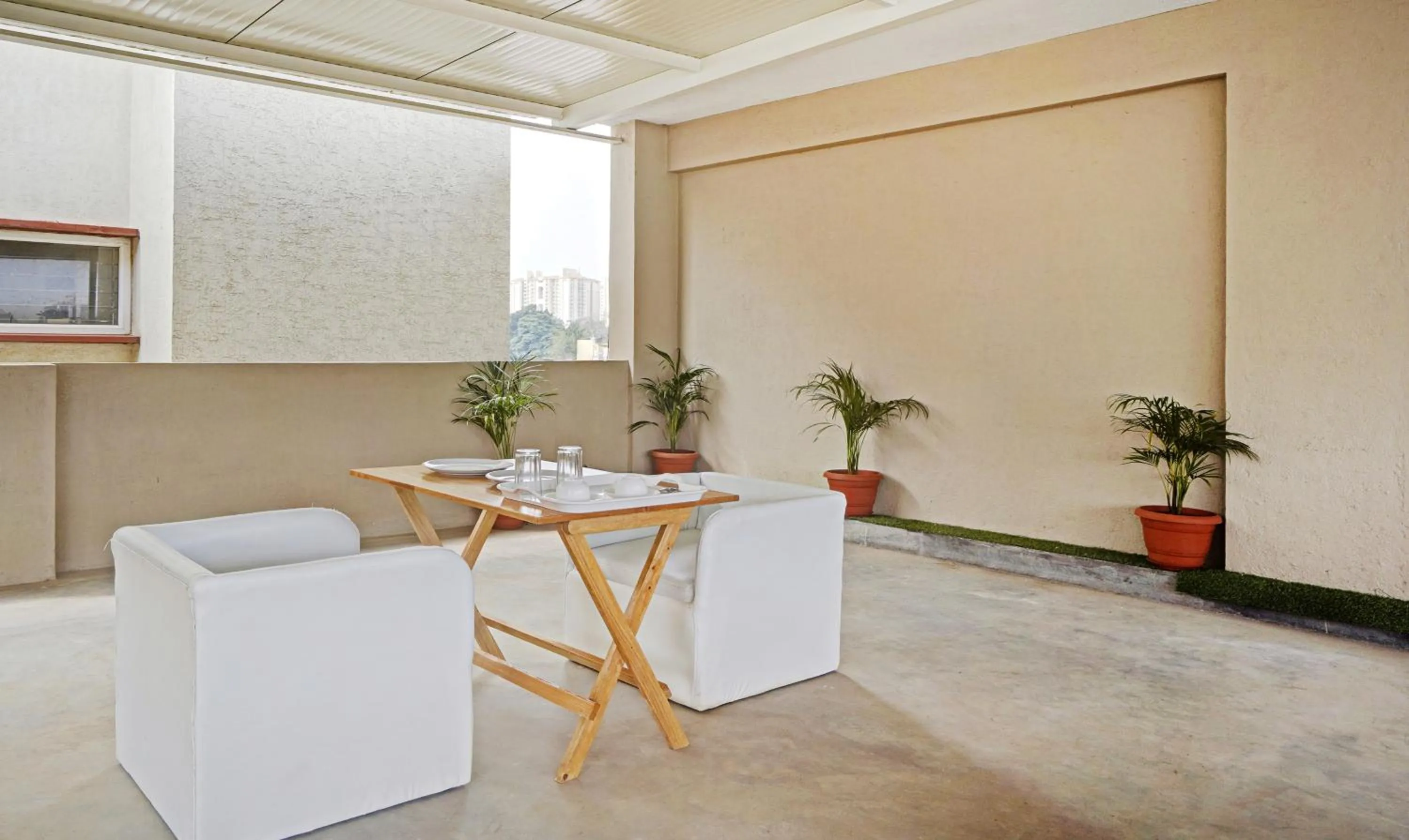 Restaurant/places to eat in Hotel Galaxy Suites Hebbal