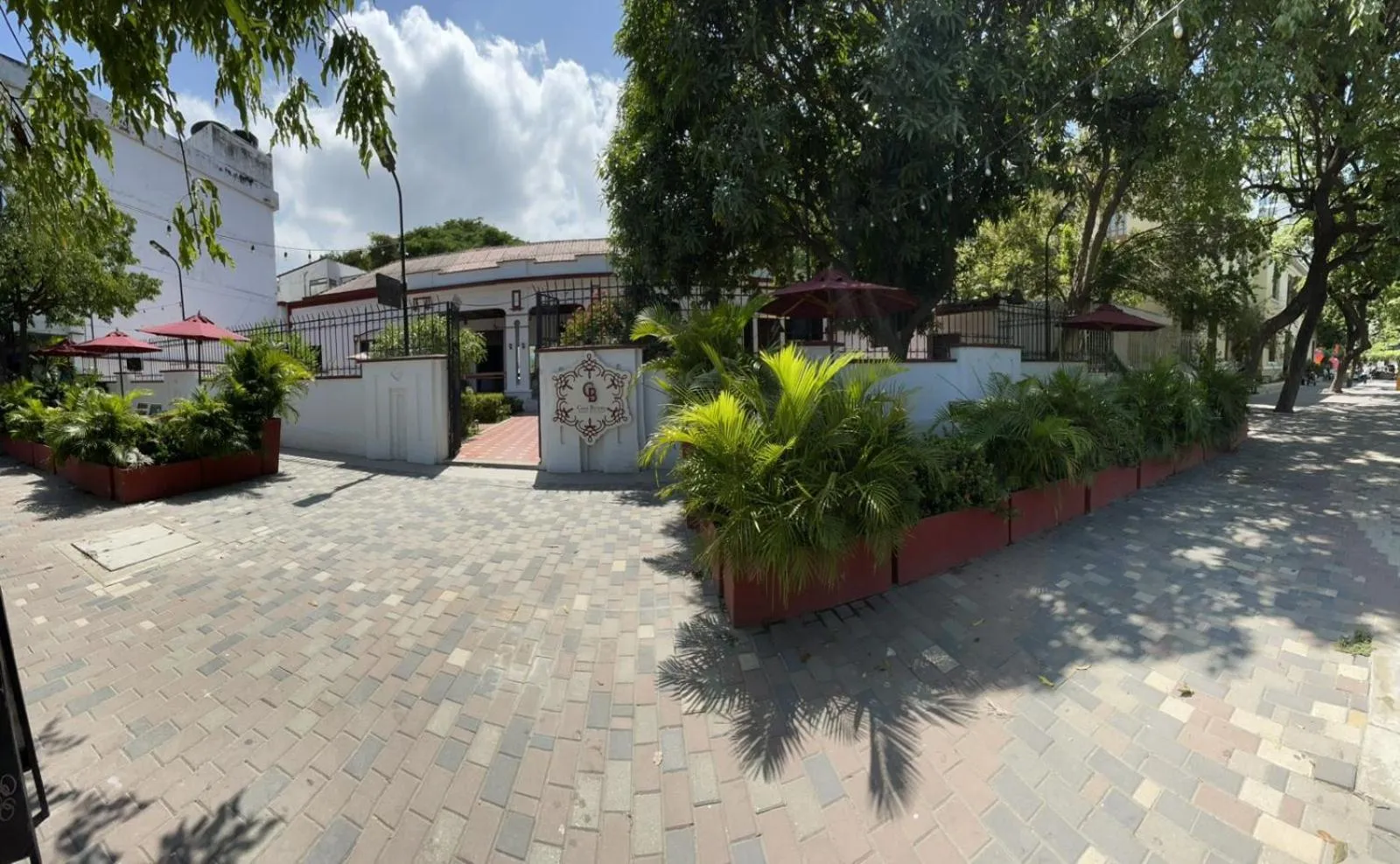 Property building in Hotel Casa Bethel