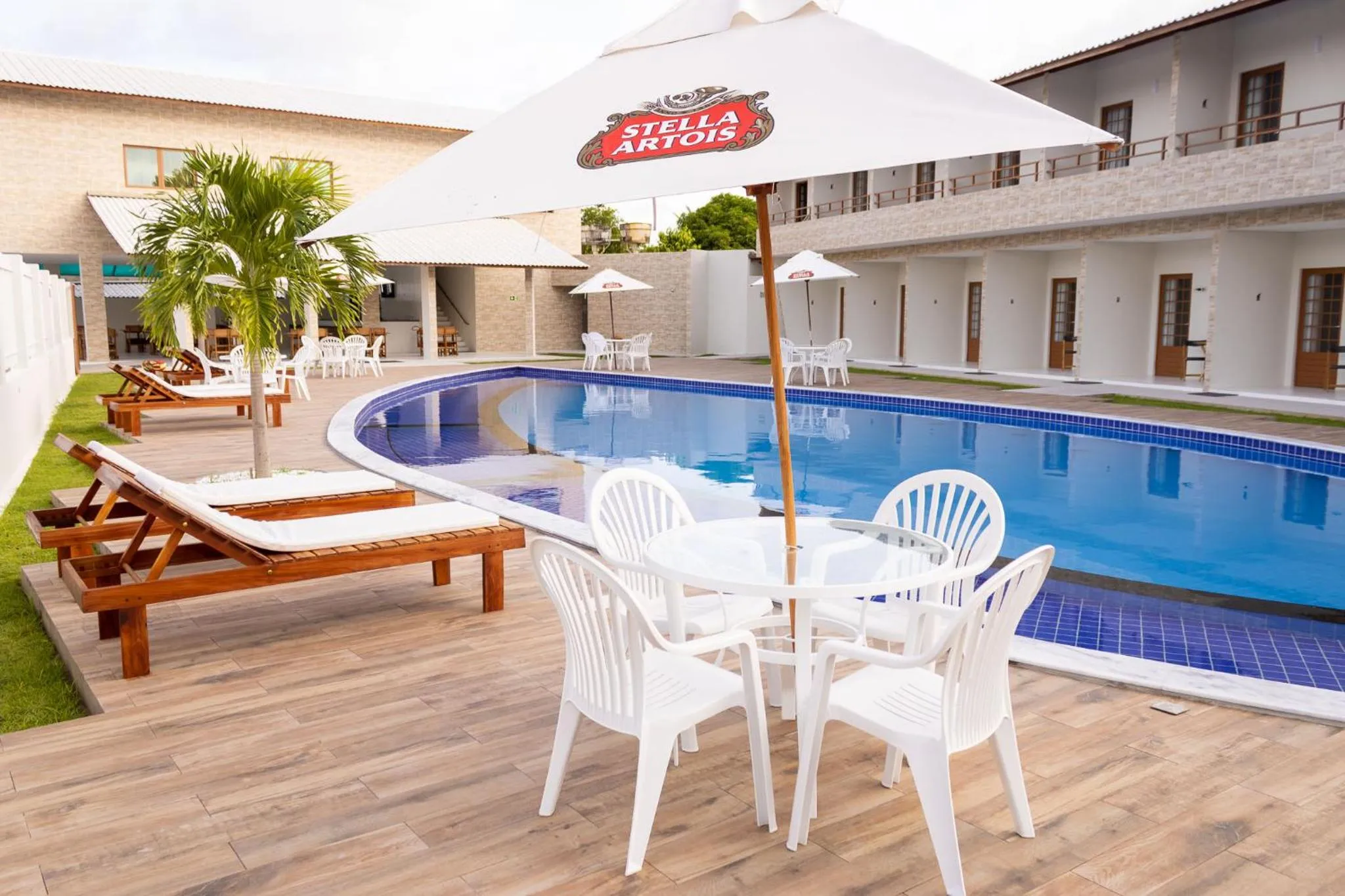 Pool view in Paraiso Barra Hotel