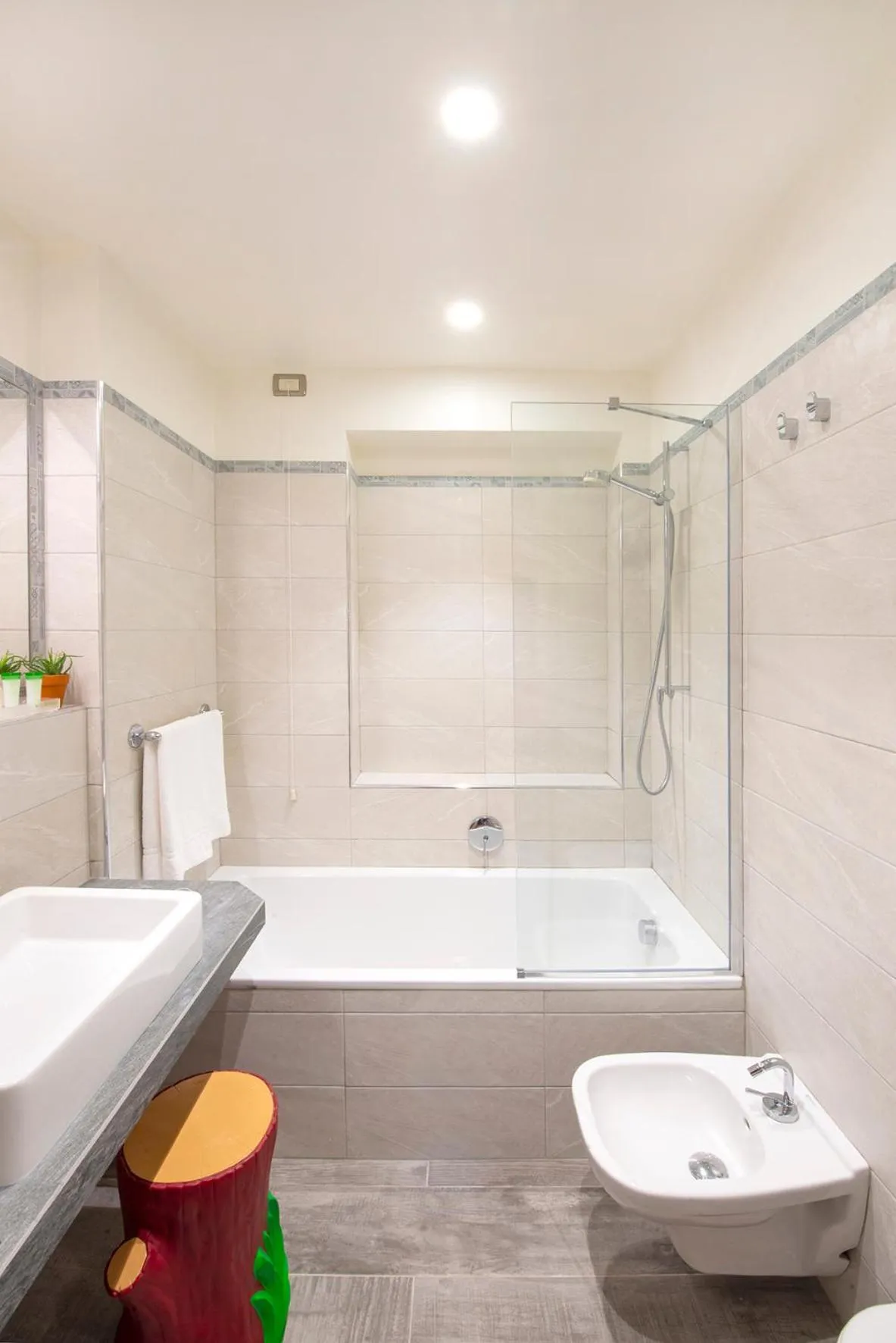 Bath in Hotel Sempione