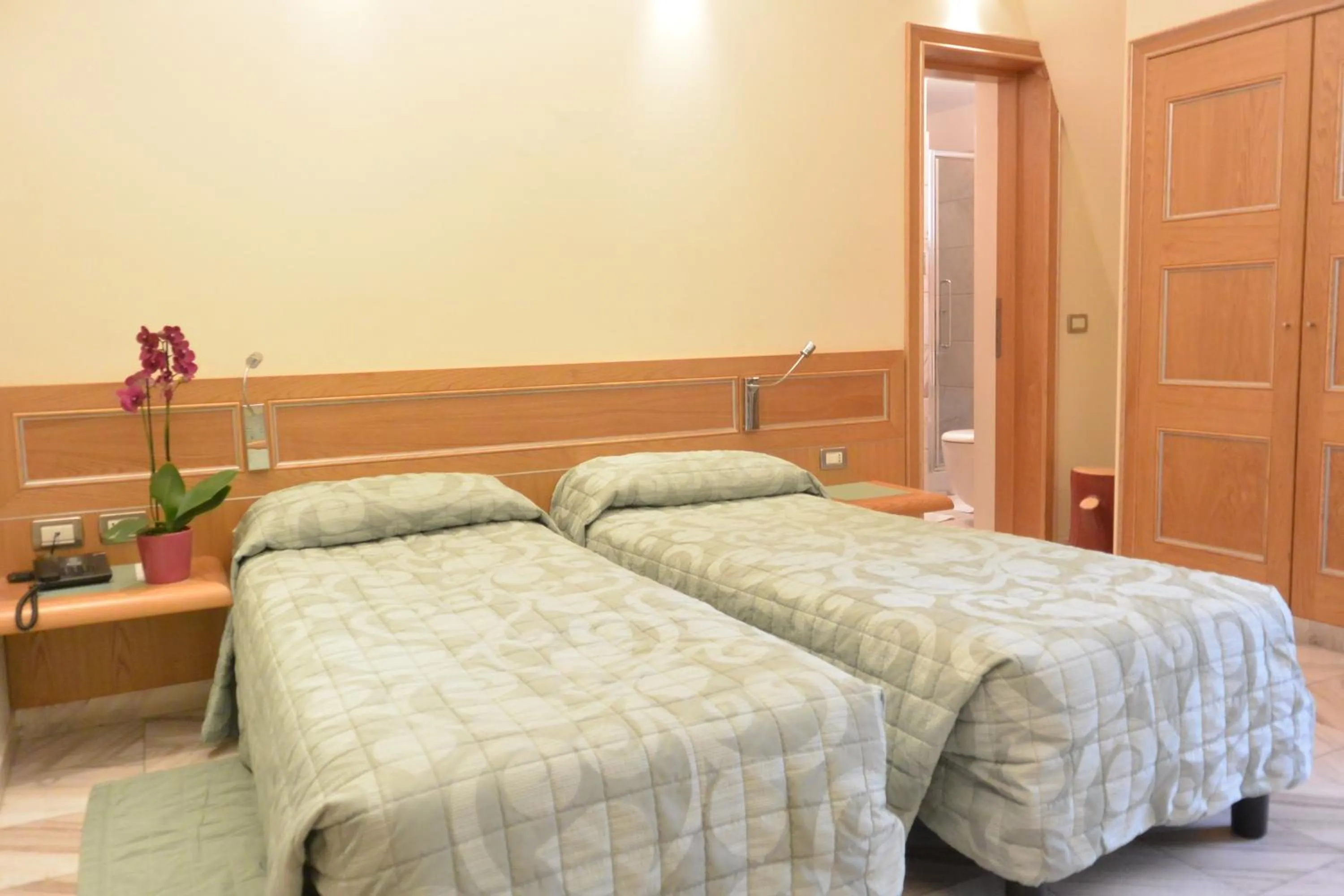 Bed in Hotel Sempione