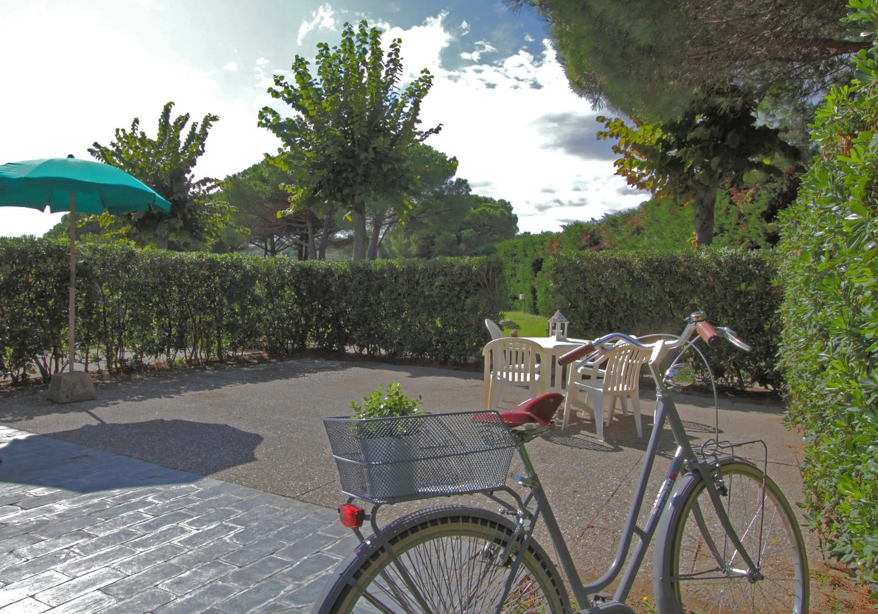 Garden view in Aviotel Residence