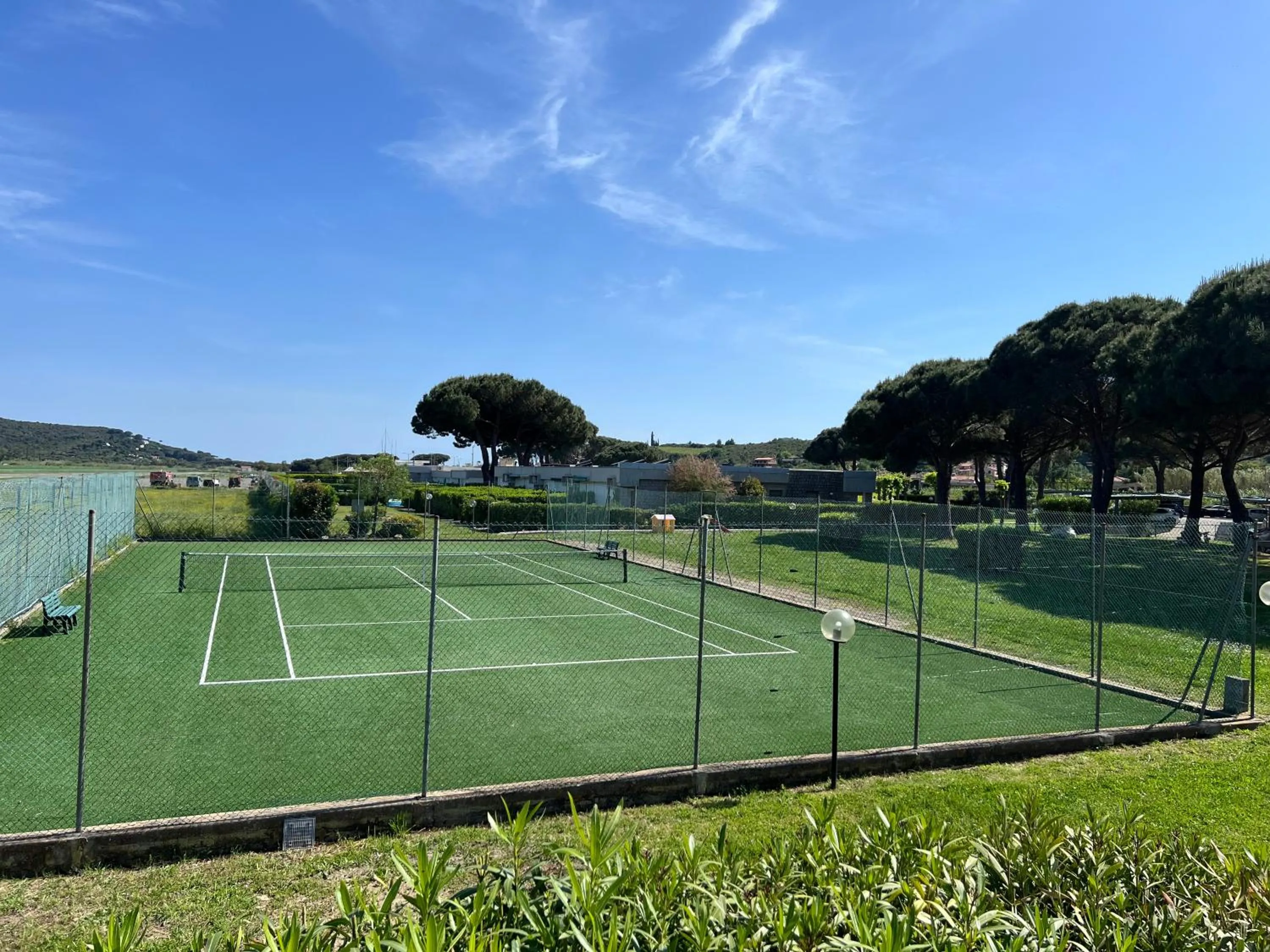 Tennis court in Aviotel Residence