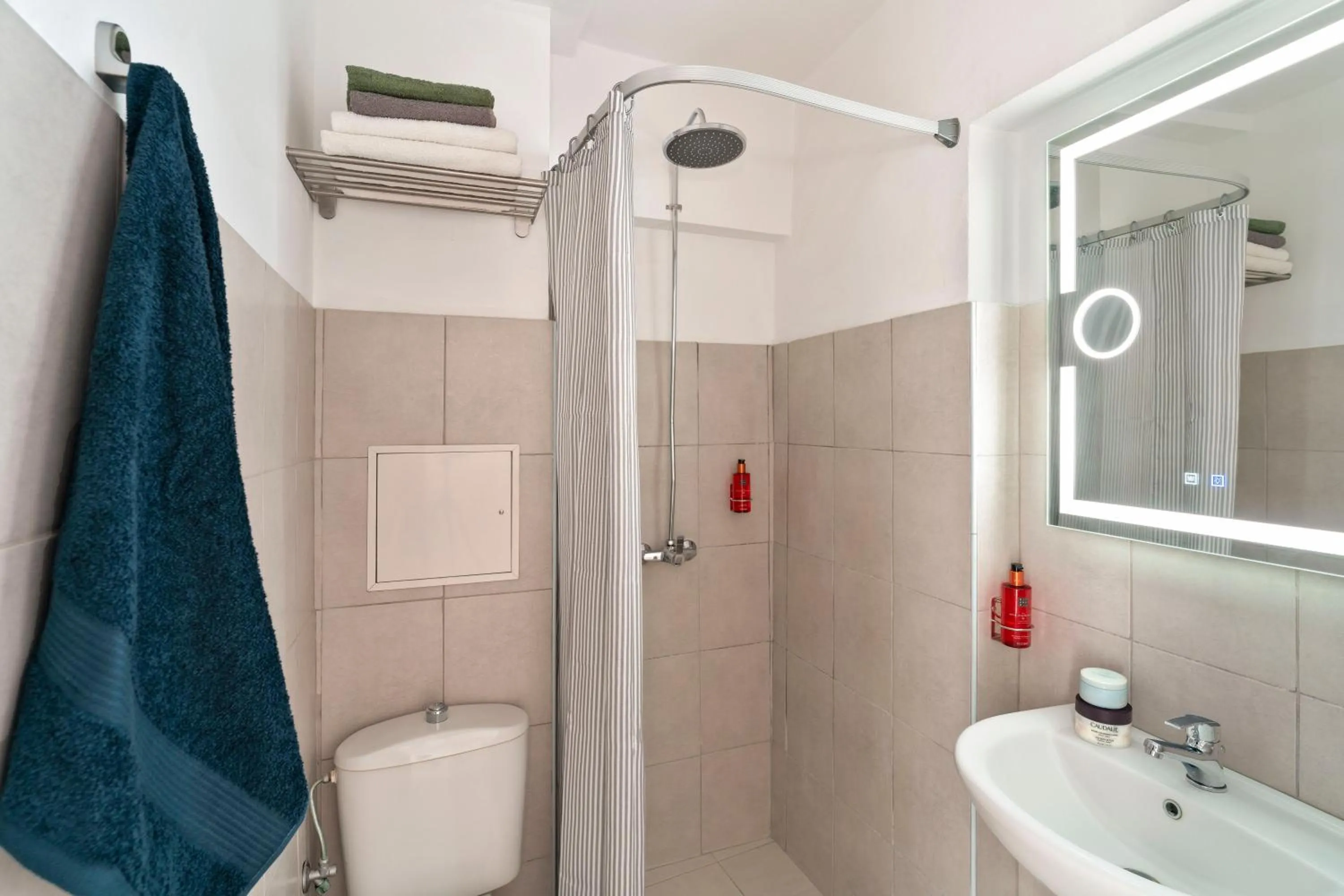 Toilet in STAY Rhodes Hotel