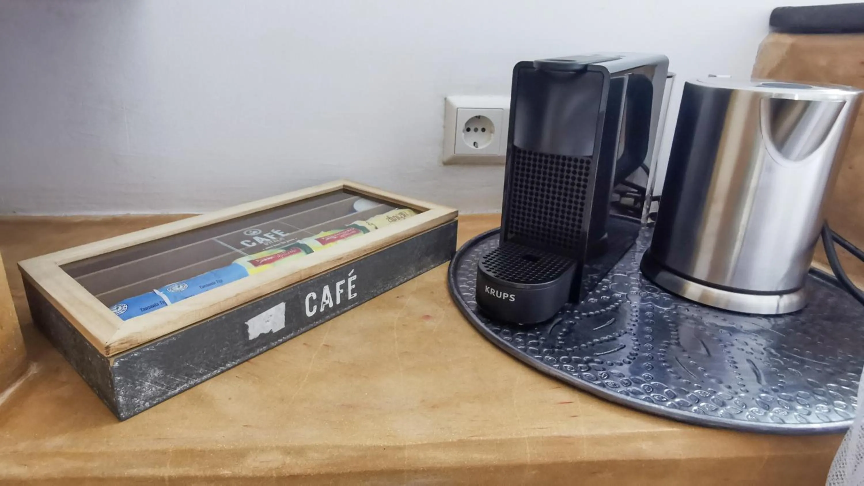 Coffee/tea facilities in Villa Malaika