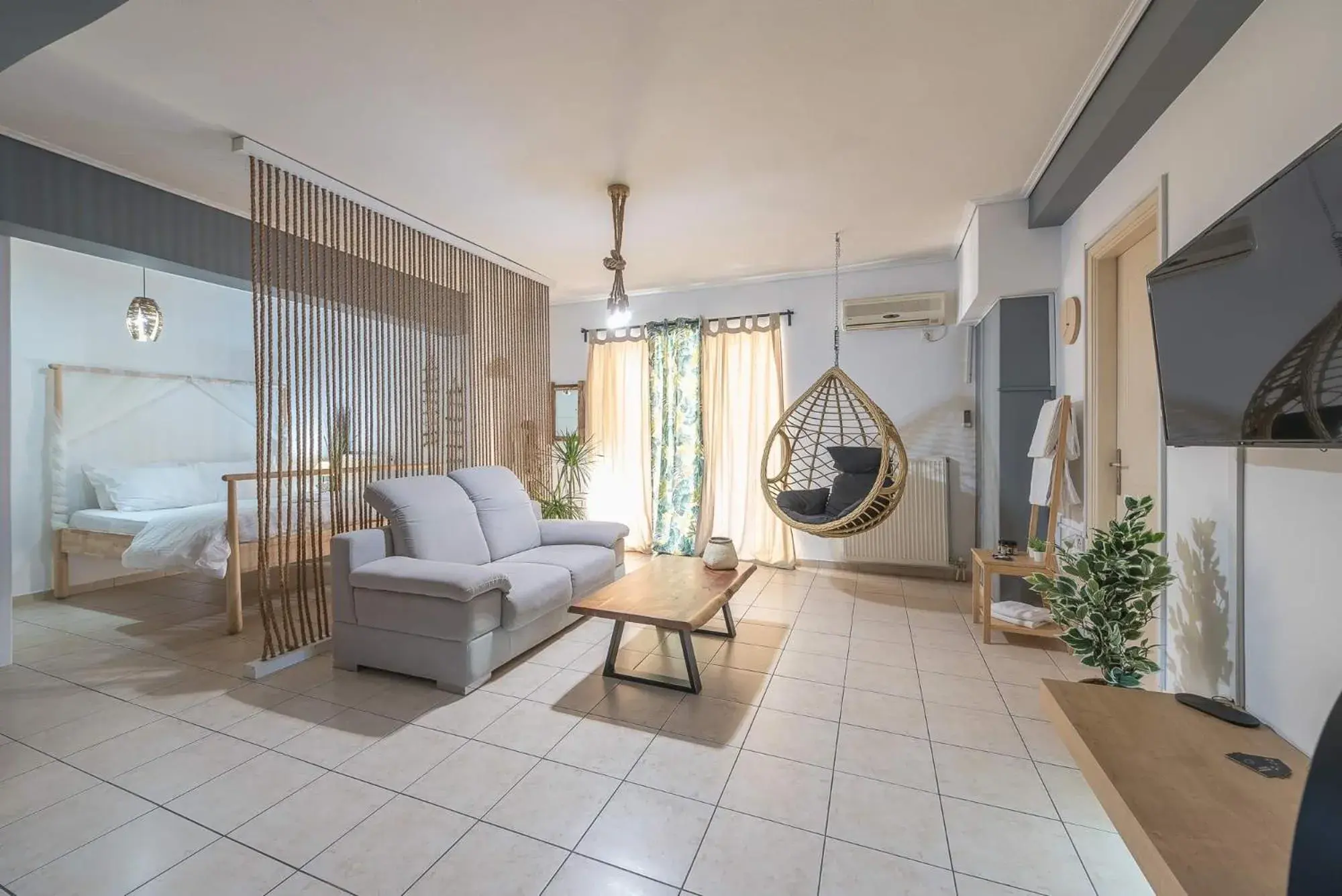 Studio Apartment in Athenian home Studio Apartment in Athenian home