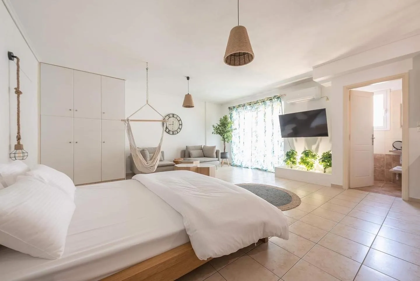 Photo of the whole room, Bed in Athenian home