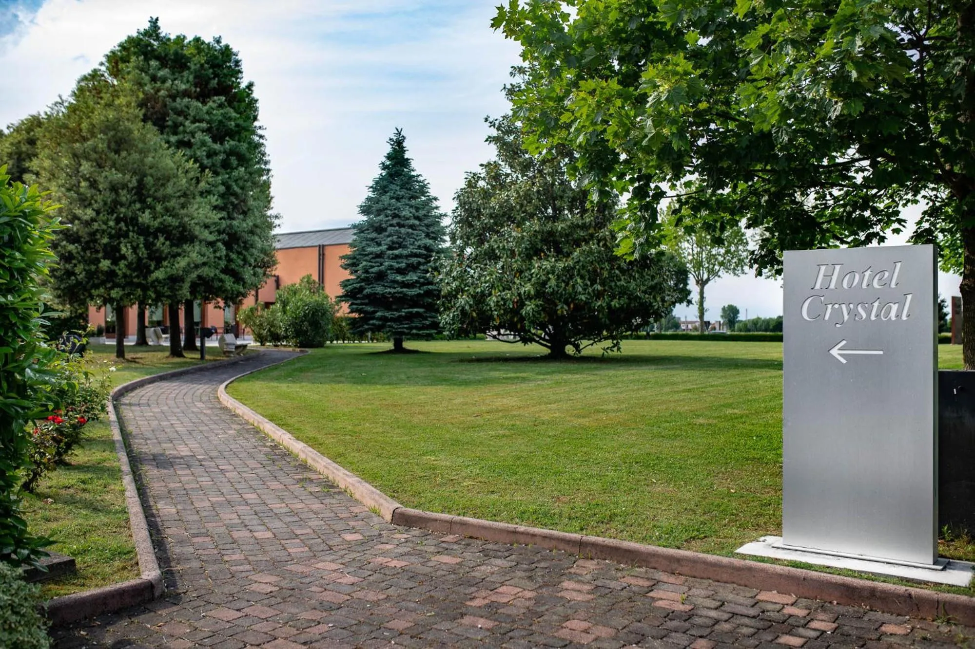 Hotel Crystal