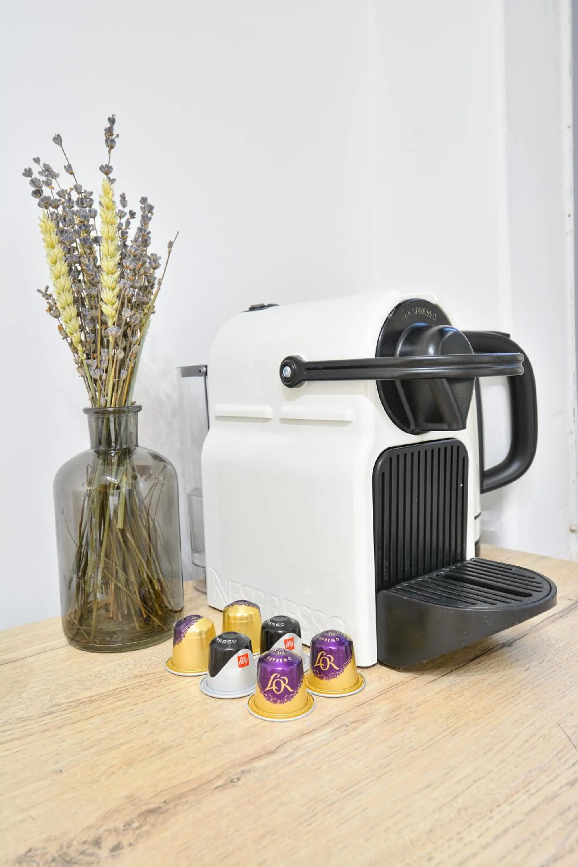 Coffee/tea facilities in Oikia Suites Mykonos