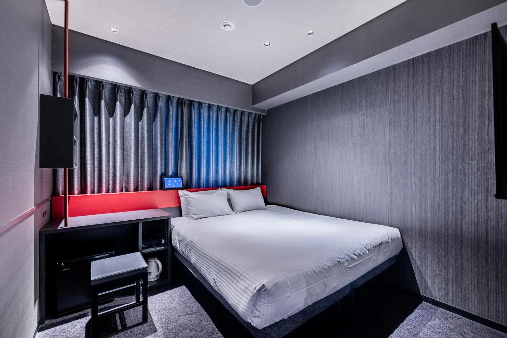 Bed in Wyndham Garden Sapporo Odori