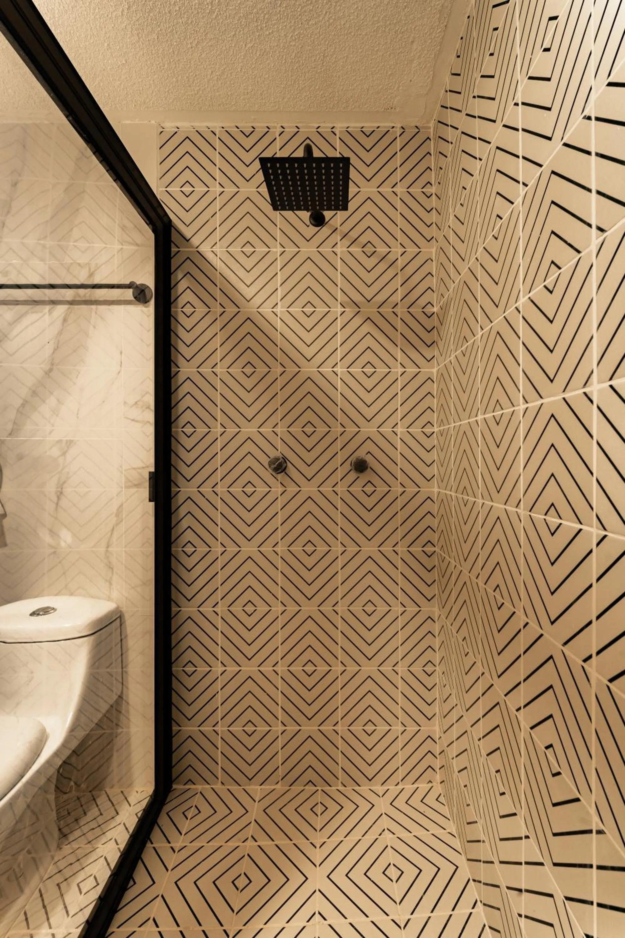 Bathroom in Estacion Alameda Downtown