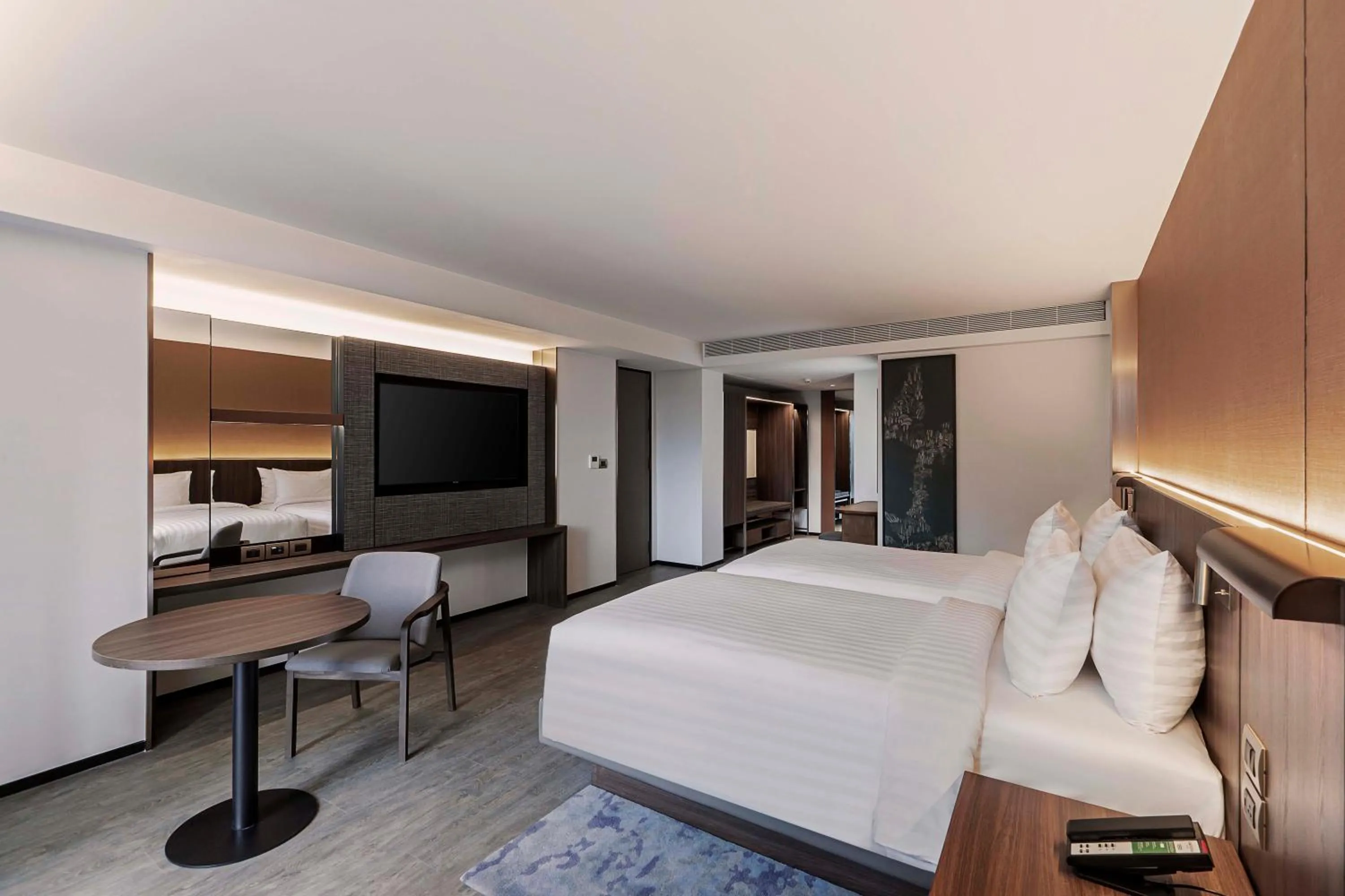 Photo of the whole room, Bed in Gardina Asoke Hotel & Residence