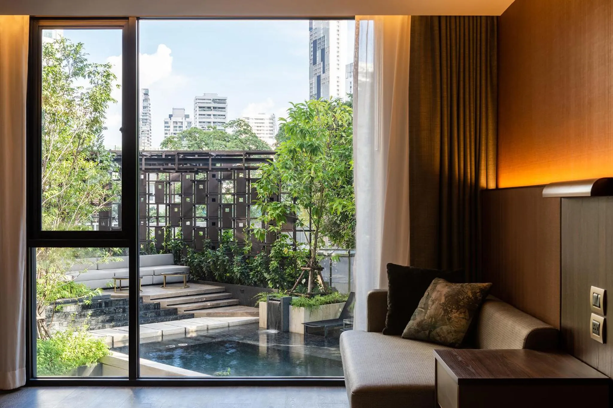 Bedroom in Gardina Asoke Hotel & Residence