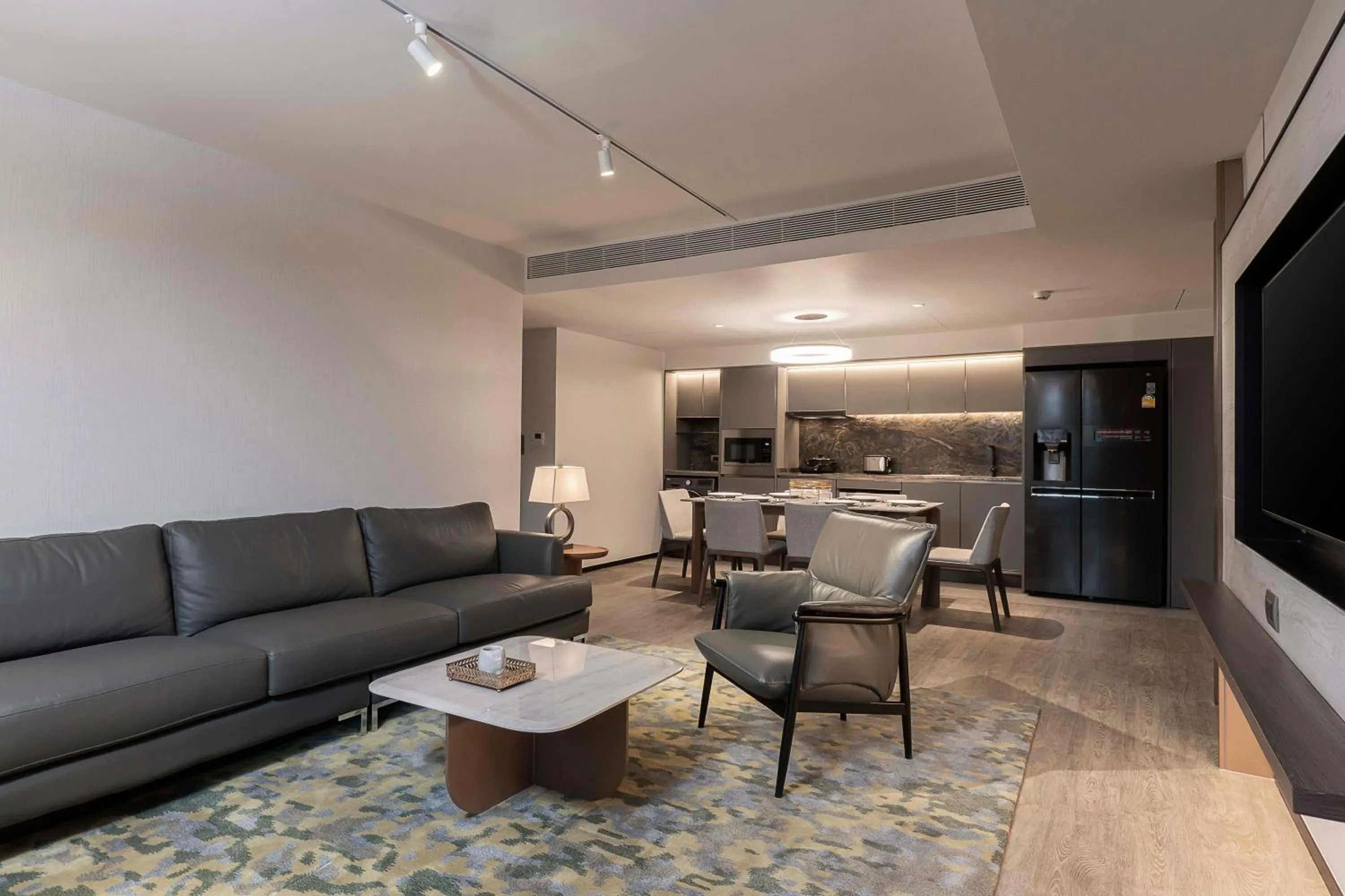 TV and multimedia in Gardina Asoke Hotel & Residence