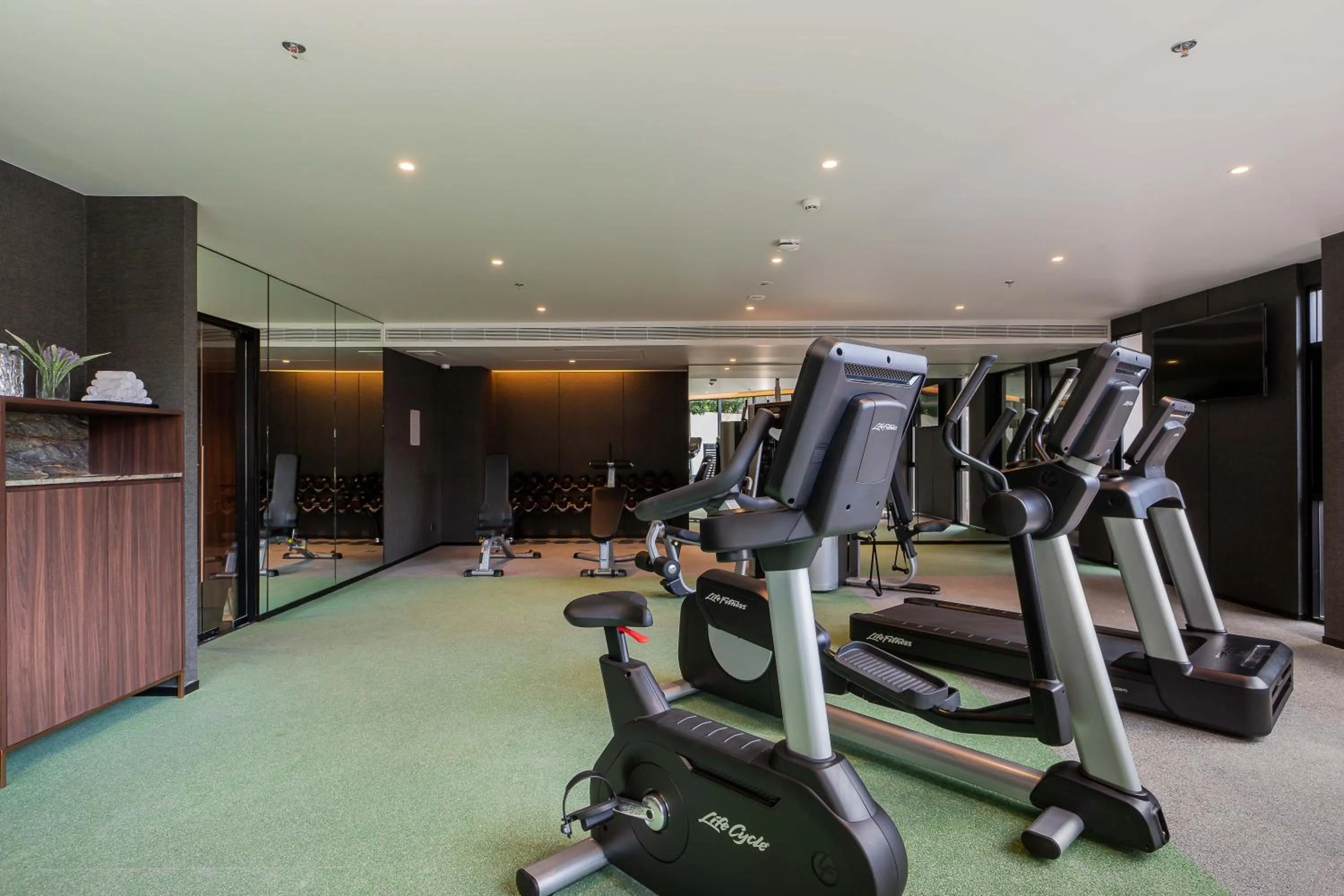 Fitness centre/facilities in Gardina Asoke Hotel & Residence