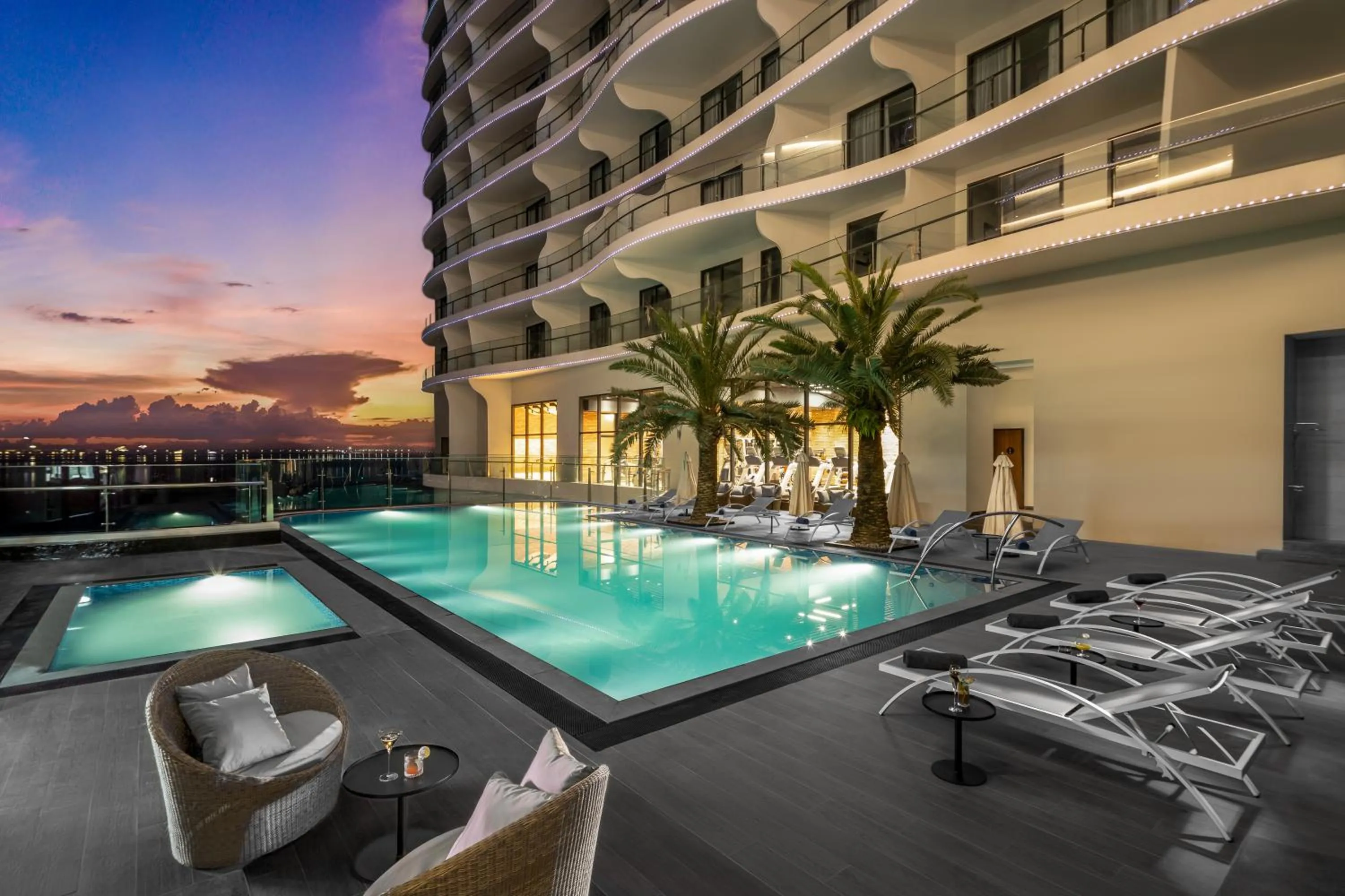 Swimming pool in Citadines Marina Halong