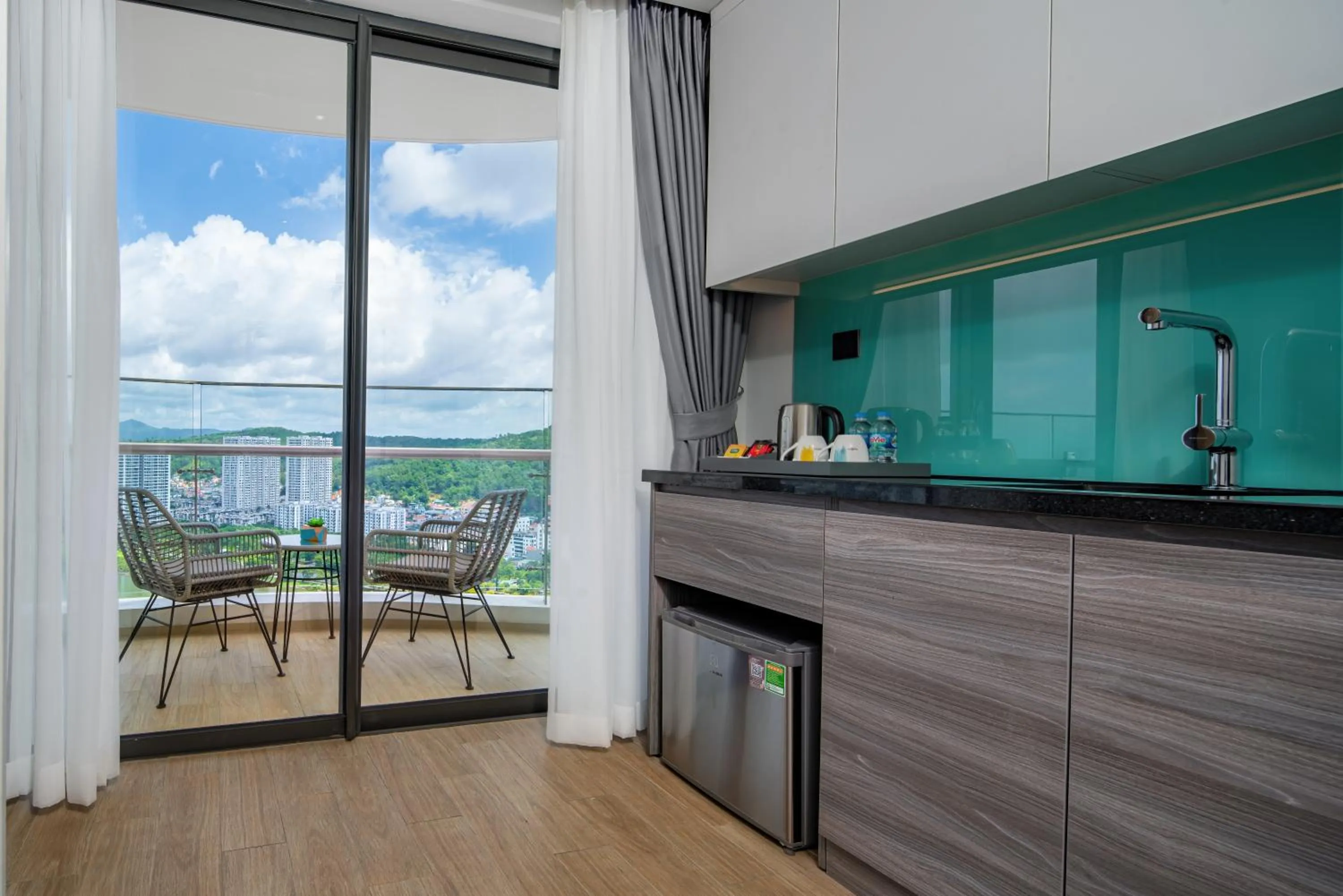 Kitchen or kitchenette in Citadines Marina Halong