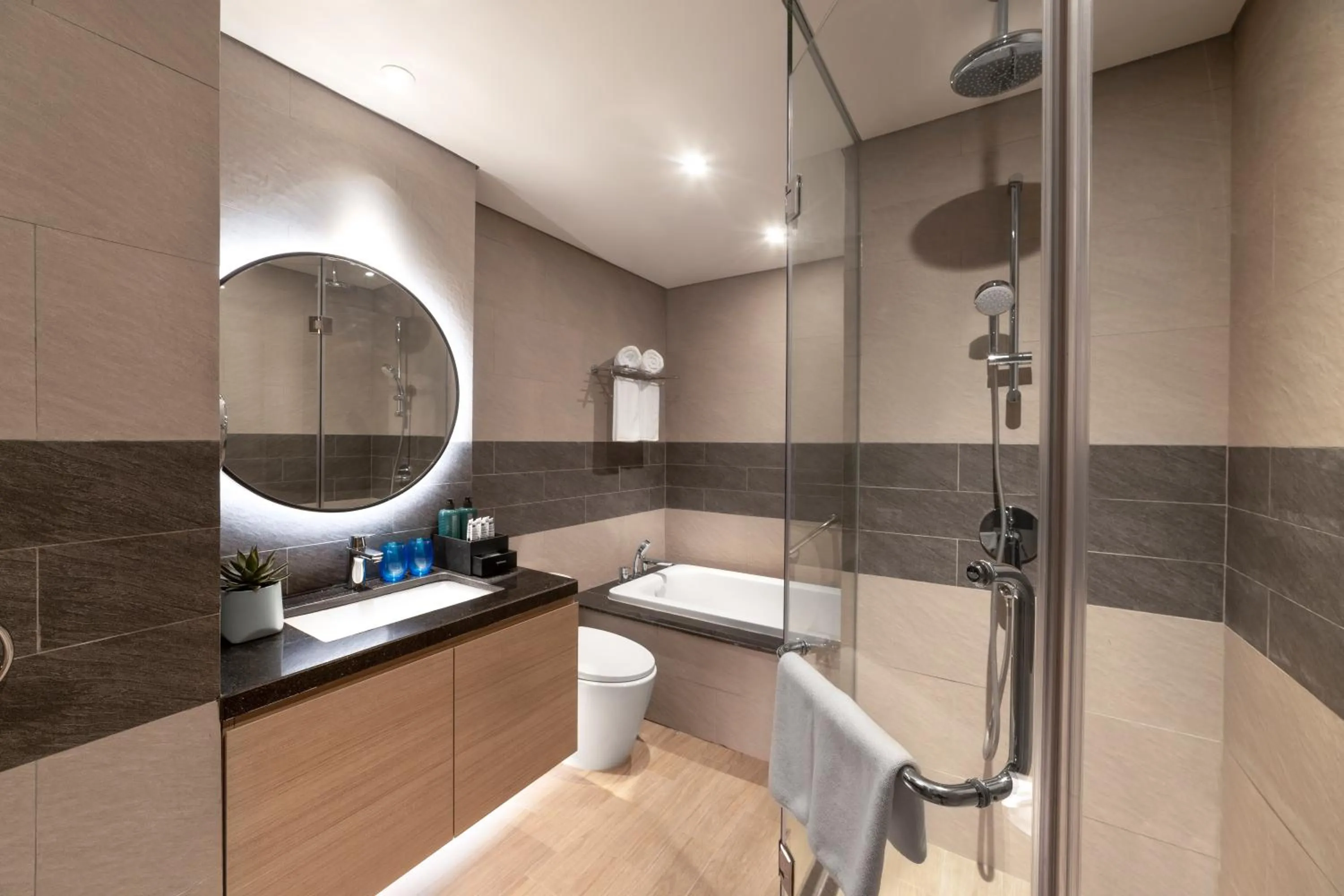 Shower in Citadines Marina Halong