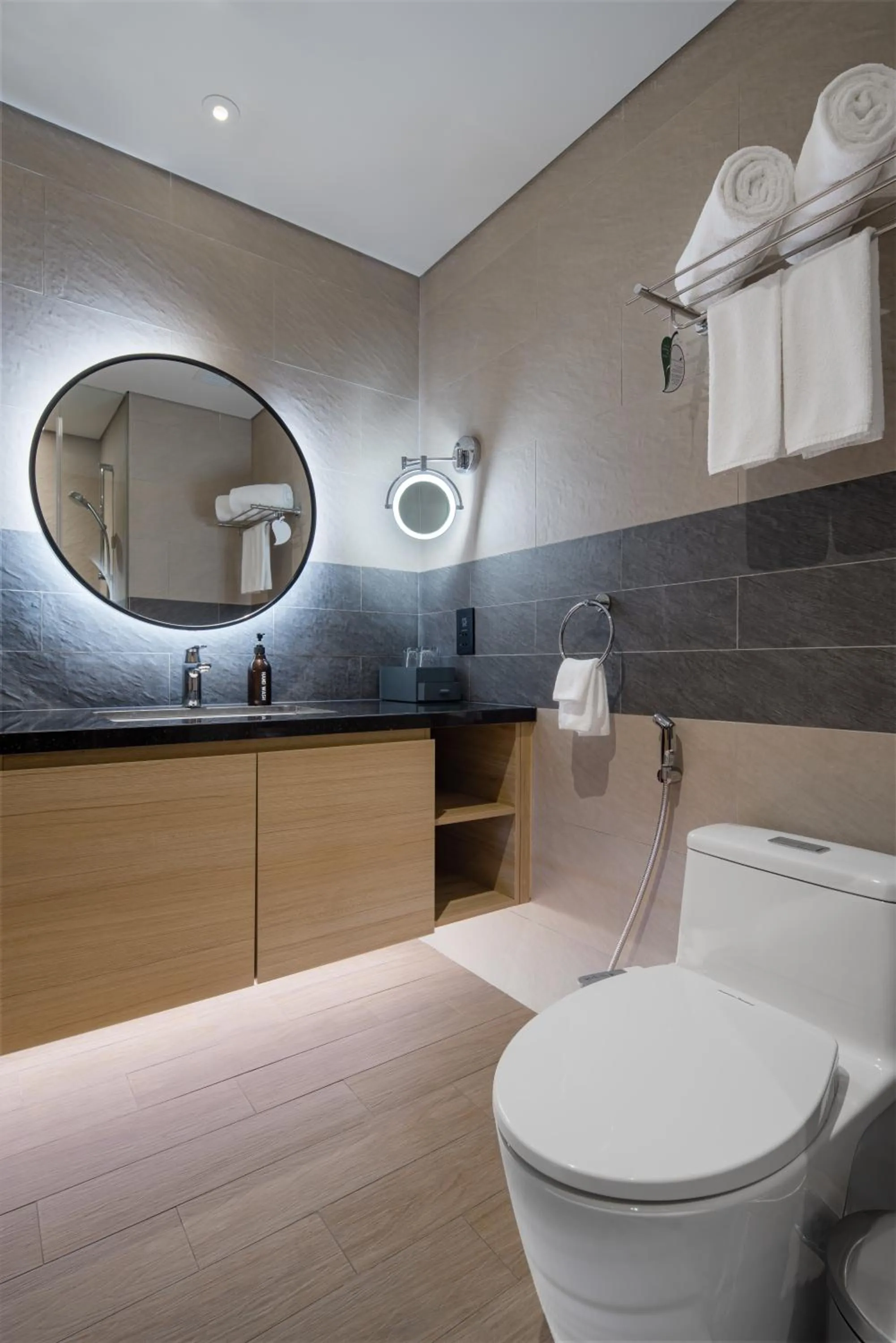 Toilet in Citadines Marina Halong