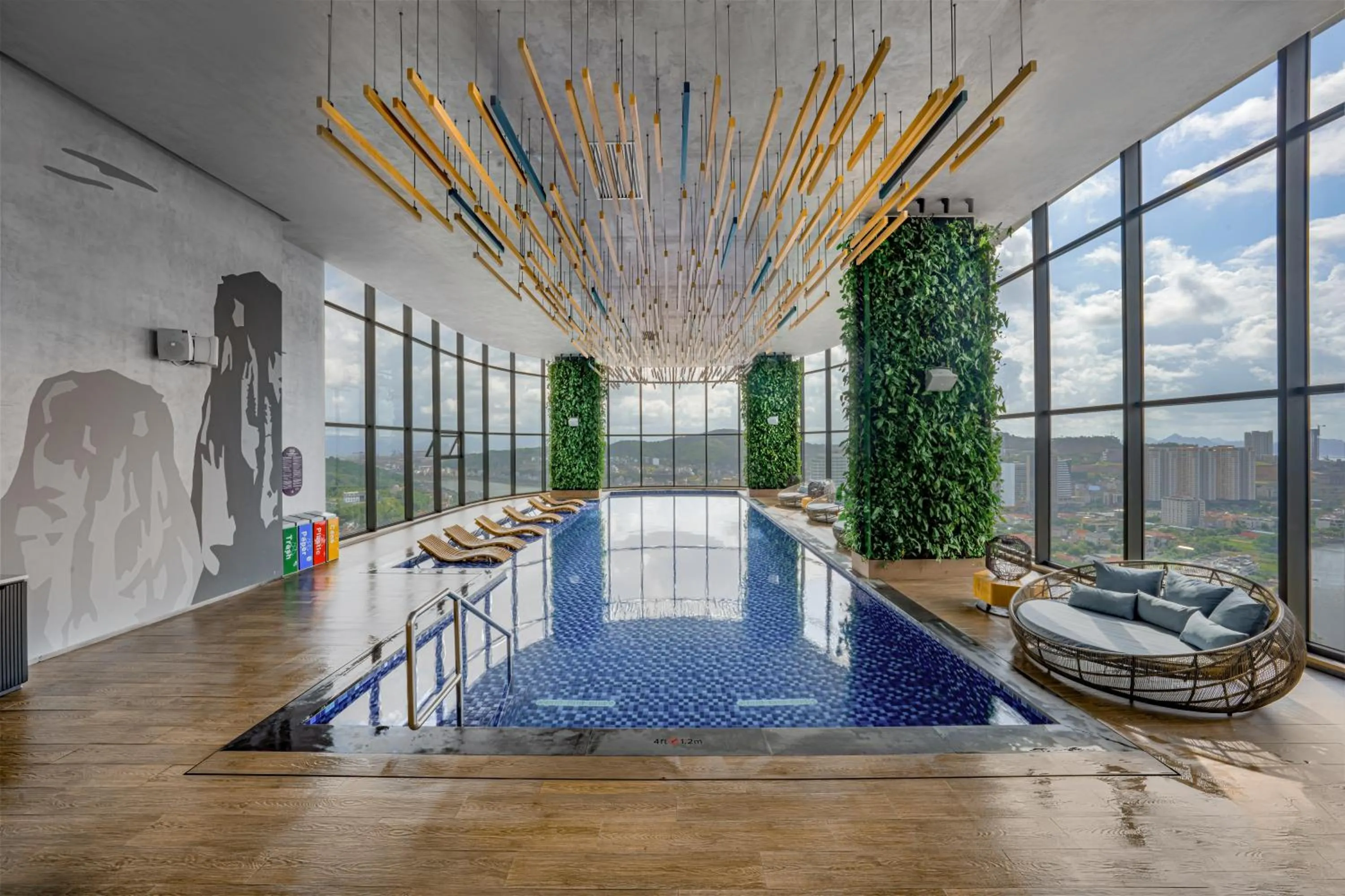 Swimming pool in Citadines Marina Halong