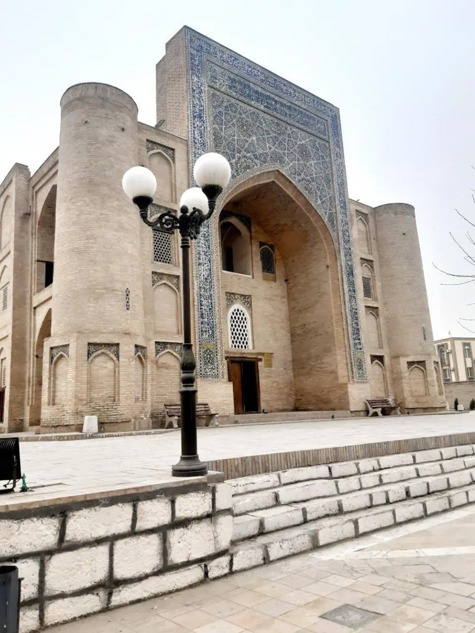 Nearby landmark in Atlas