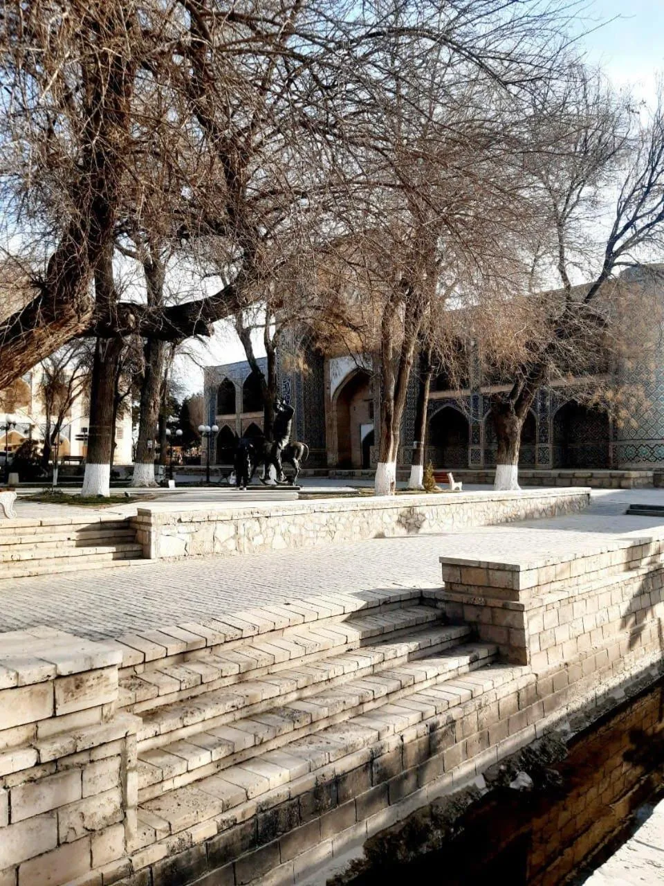 Nearby landmark in Atlas