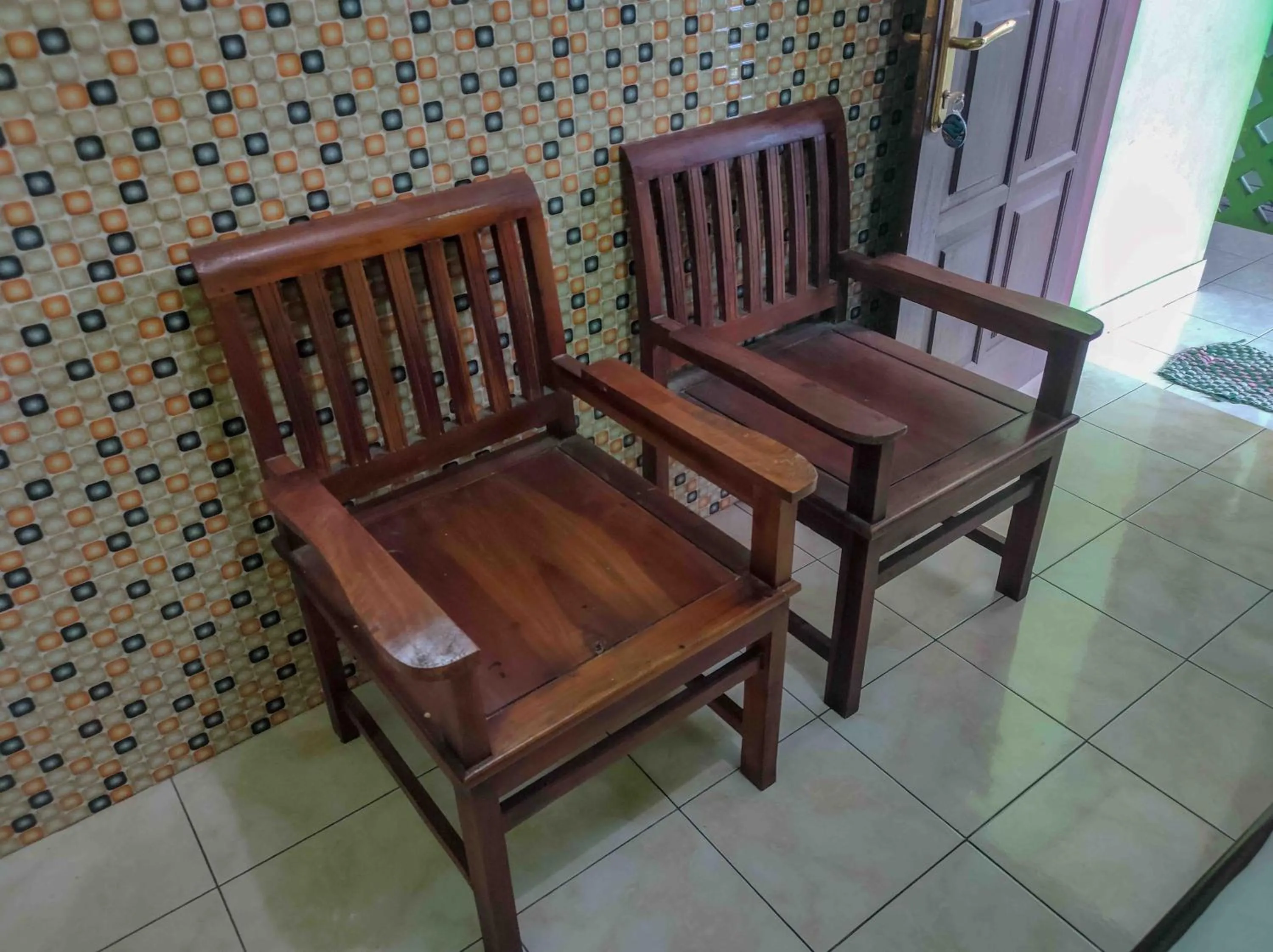 Seating area in Bayu Murti Inn Kaliurang Yogyakarta RedPartner