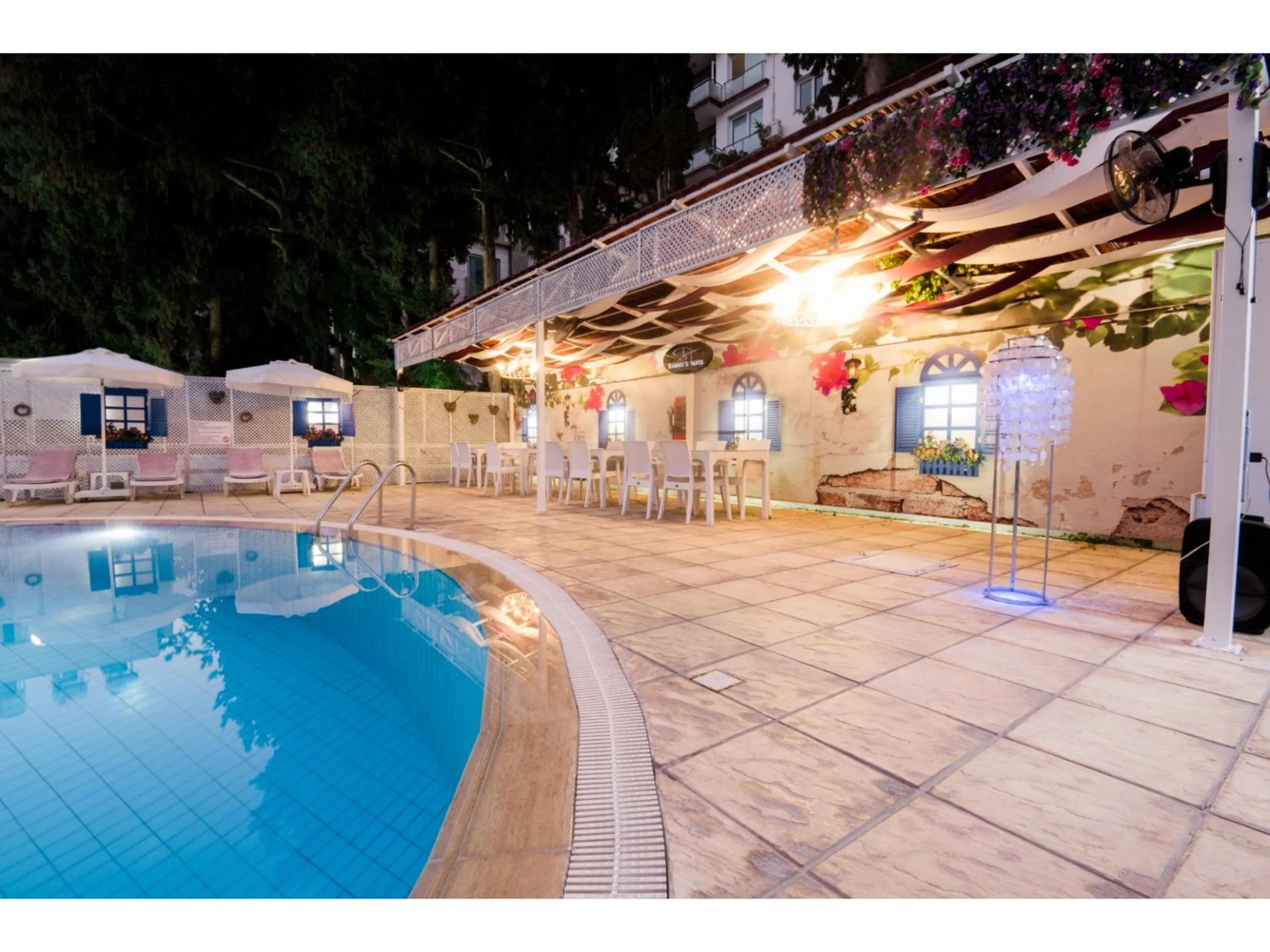 Property building in Sammy's Hotel