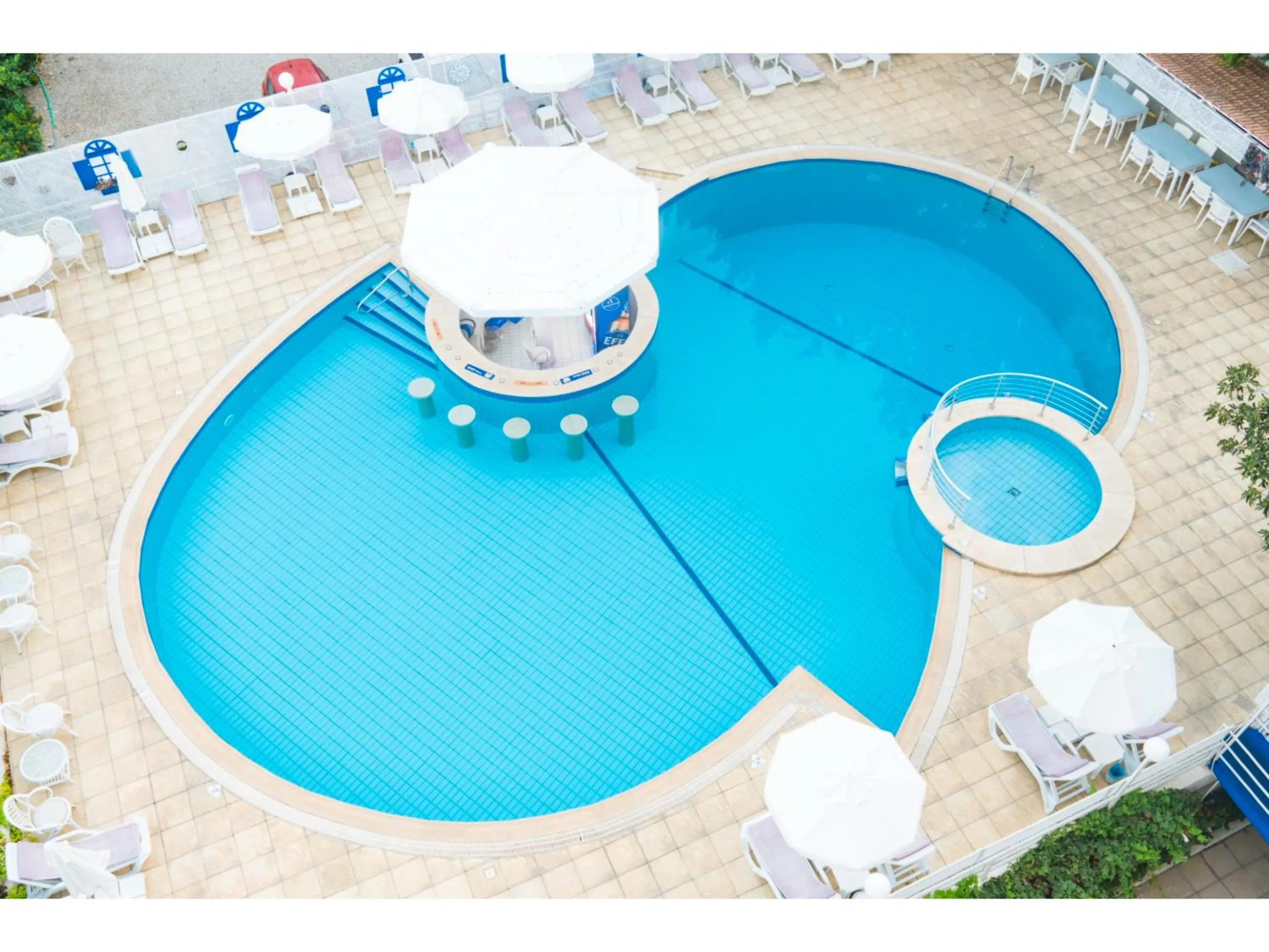 Pool view in Sammy's Hotel