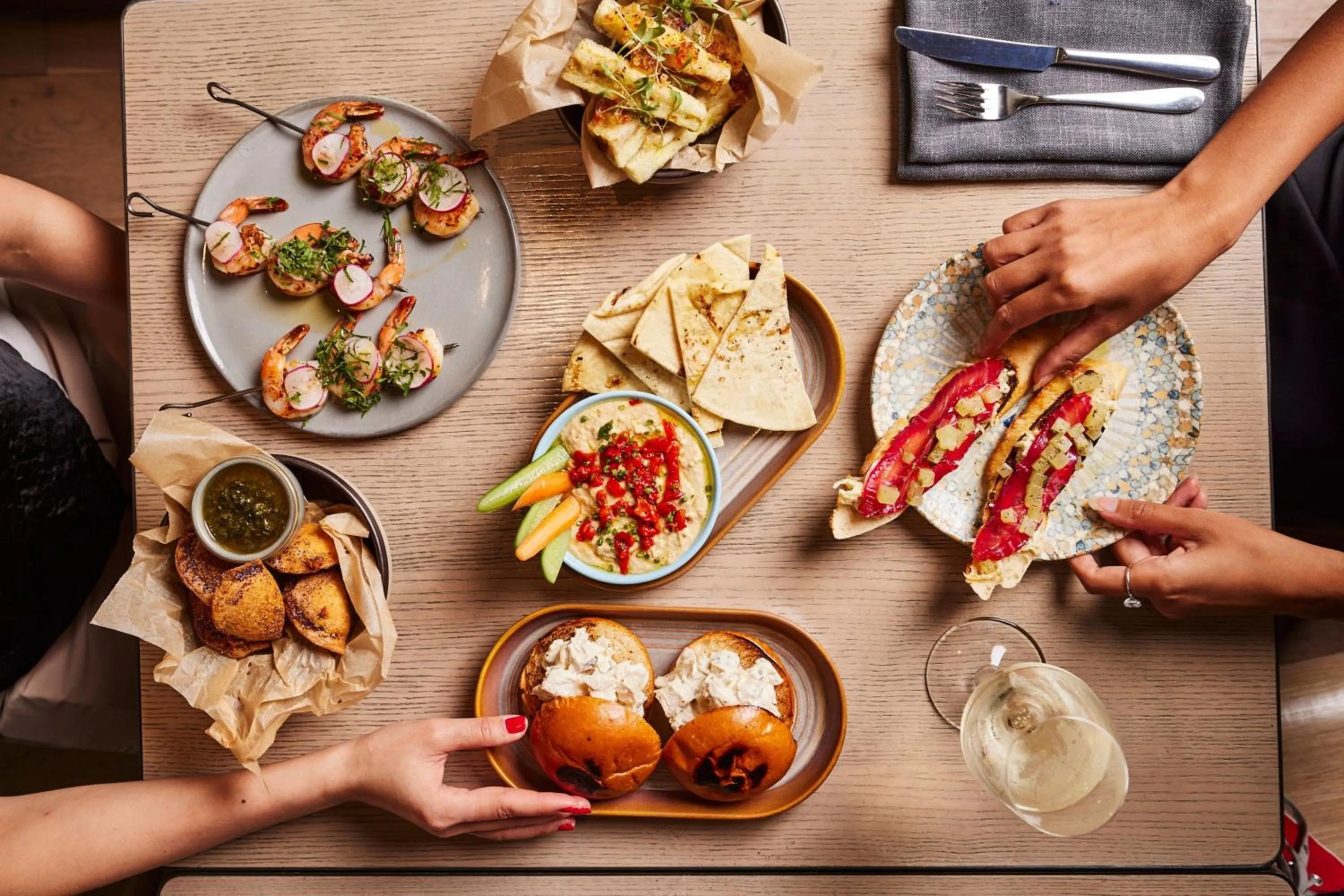 Restaurant/places to eat in AC Hotel by Marriott Melbourne Southbank