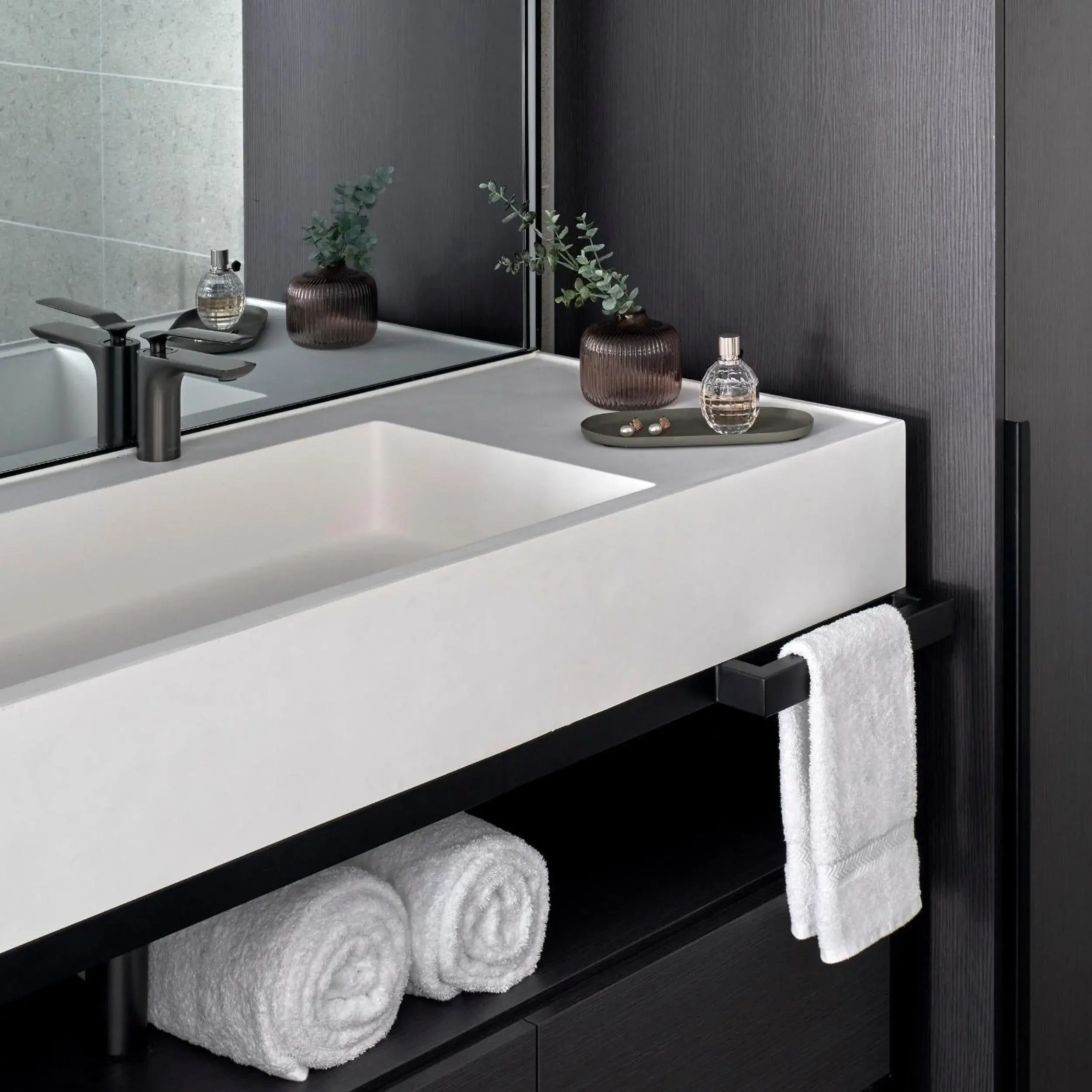 Deluxe Guest Room, 3Twin/Single Beds in AC Hotel by Marriott Melbourne Southbank Deluxe Guest Room, 3Twin/Single Beds in AC Hotel by Marriott Melbourne Southbank