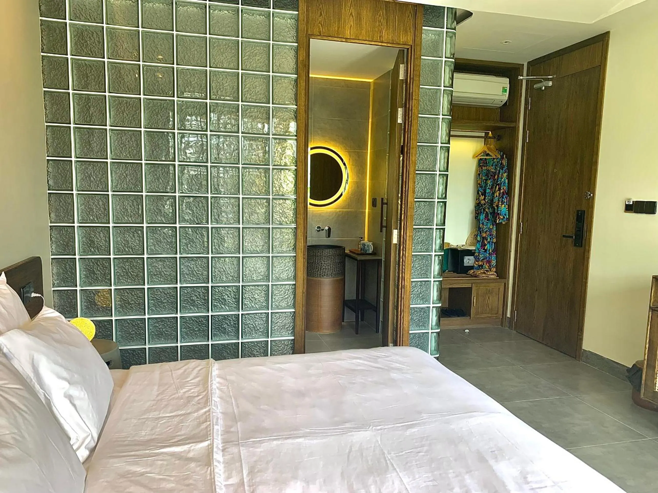 Bed in The Mystery Con Dao