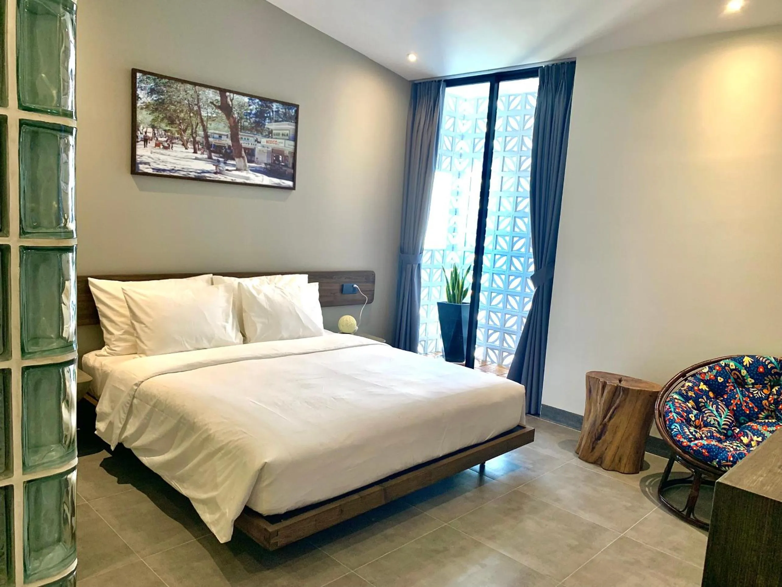 Bed in The Mystery Con Dao