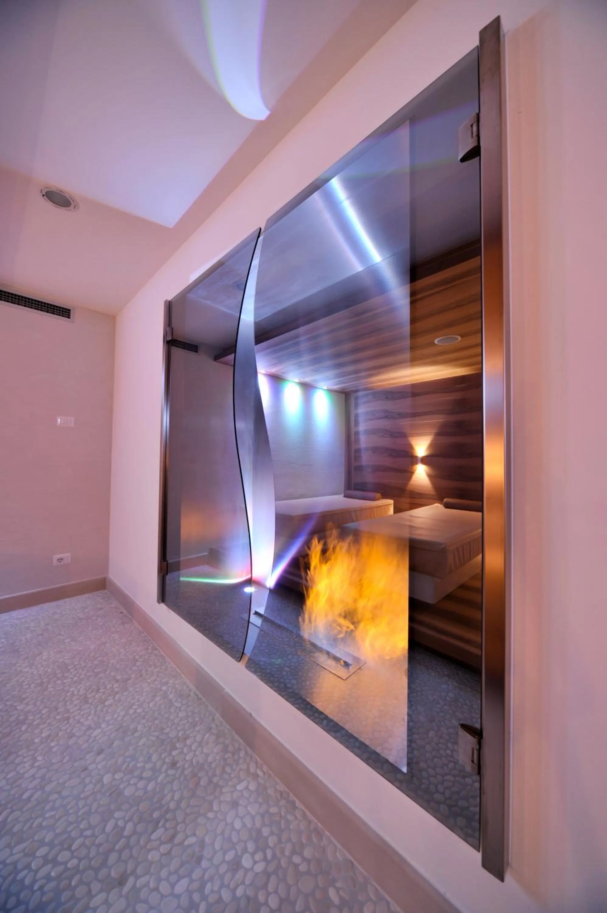 Sauna, Bed in Hotel Resort & Spa Miramonti