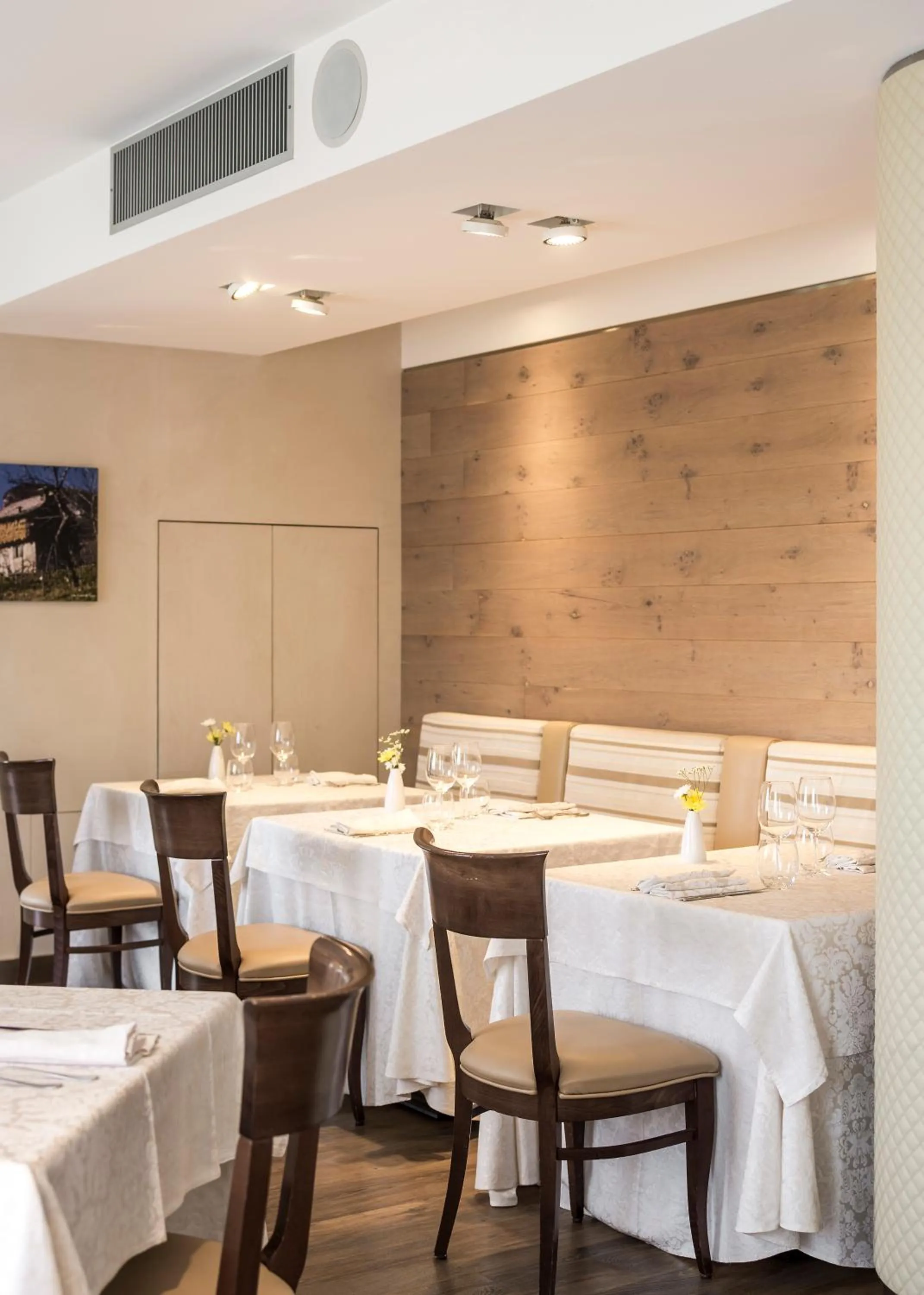 Lounge or bar in Hotel Resort & Spa Miramonti