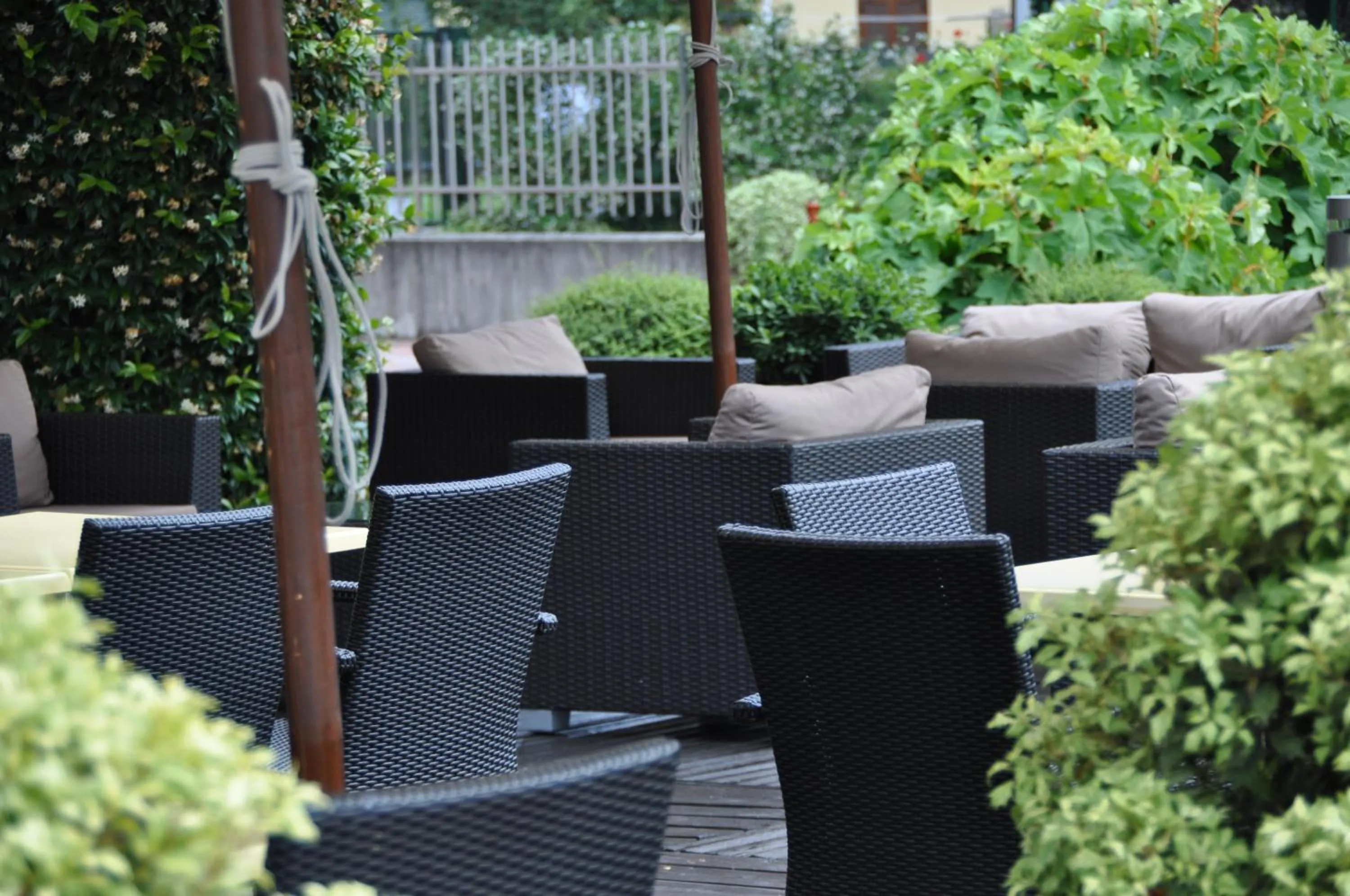 Patio in First Hotel Malpensa