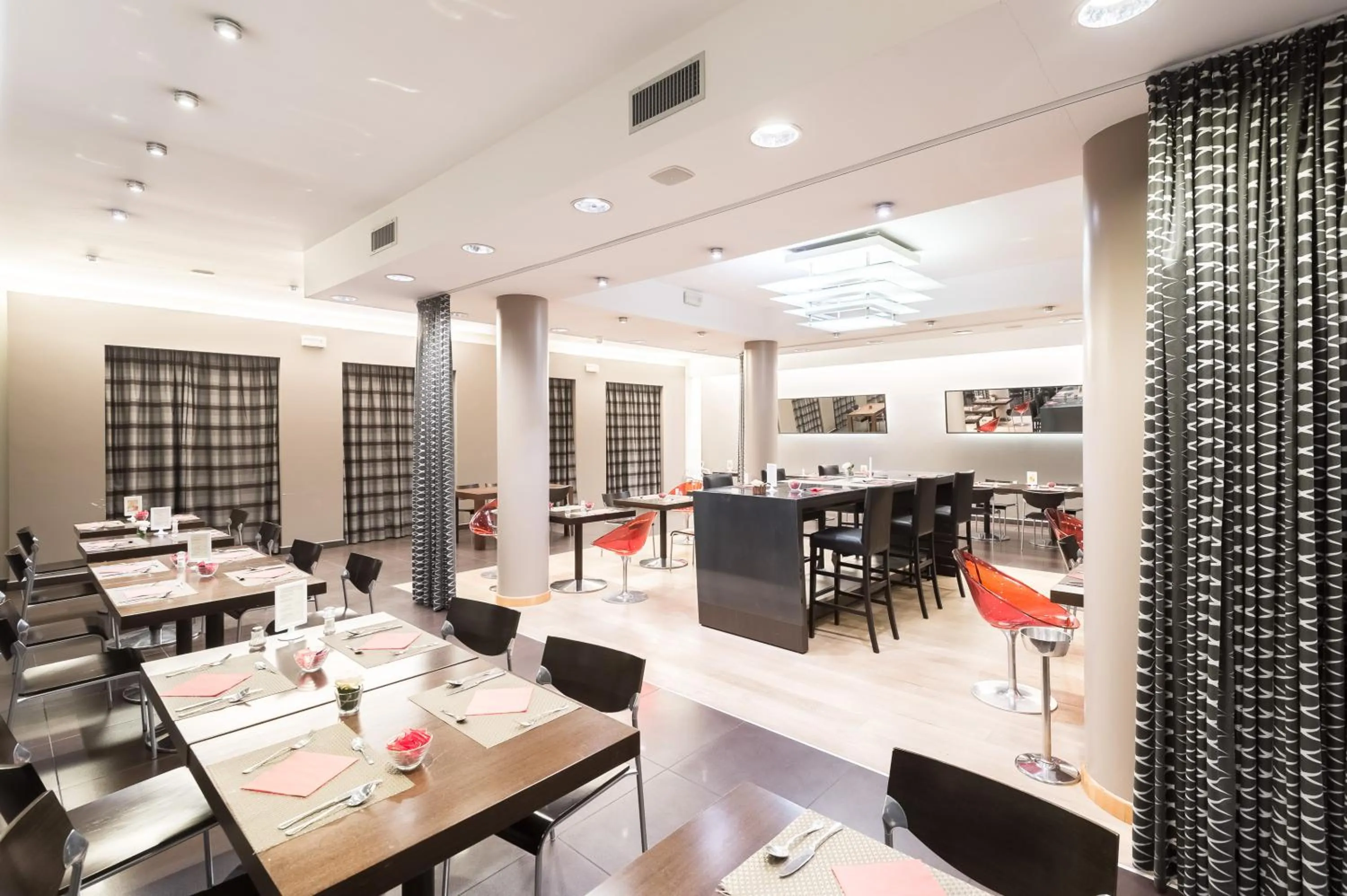 Restaurant/places to eat in First Hotel Malpensa