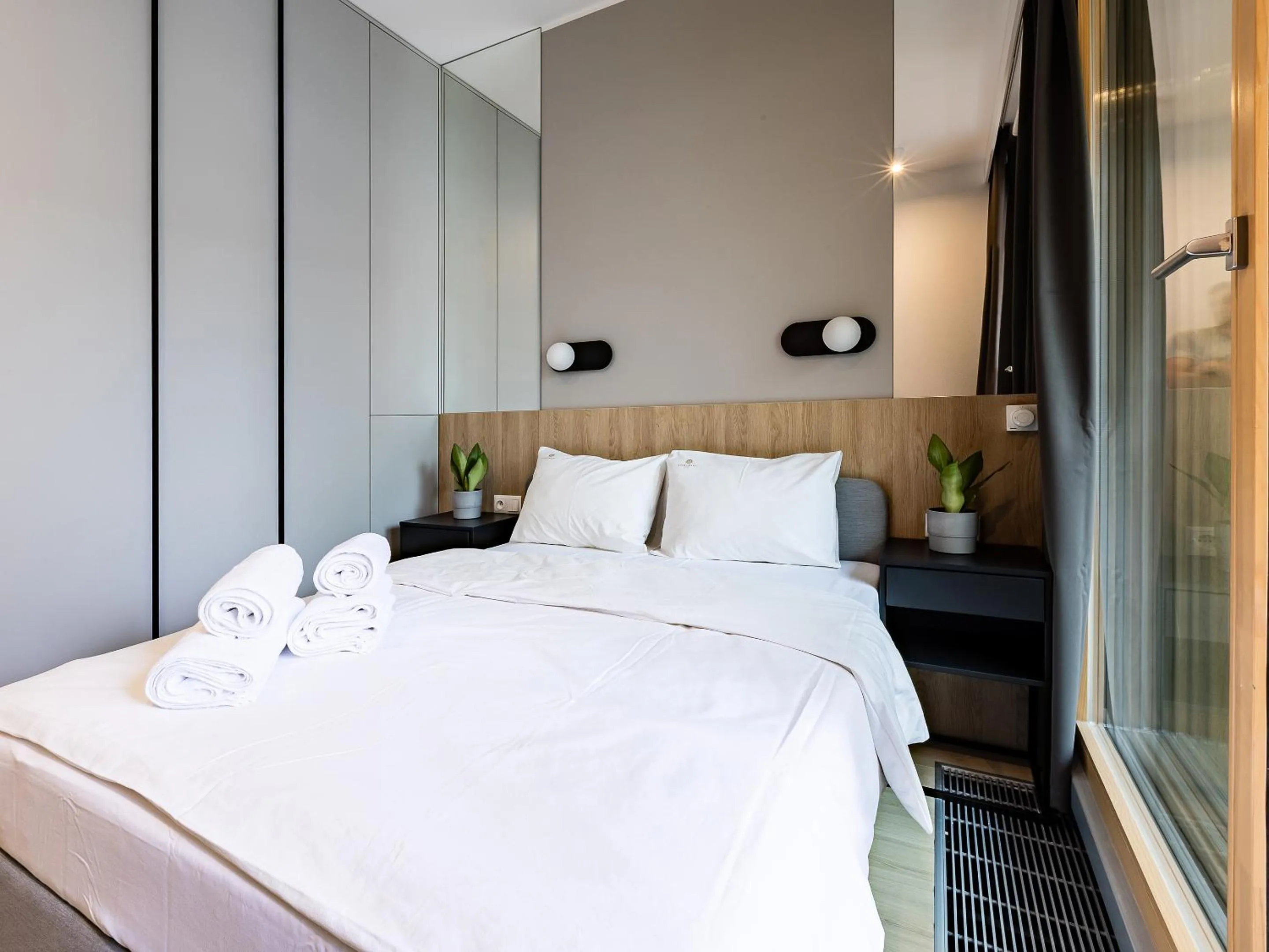 Bedroom, Bed in Kolejowa ApartHotel