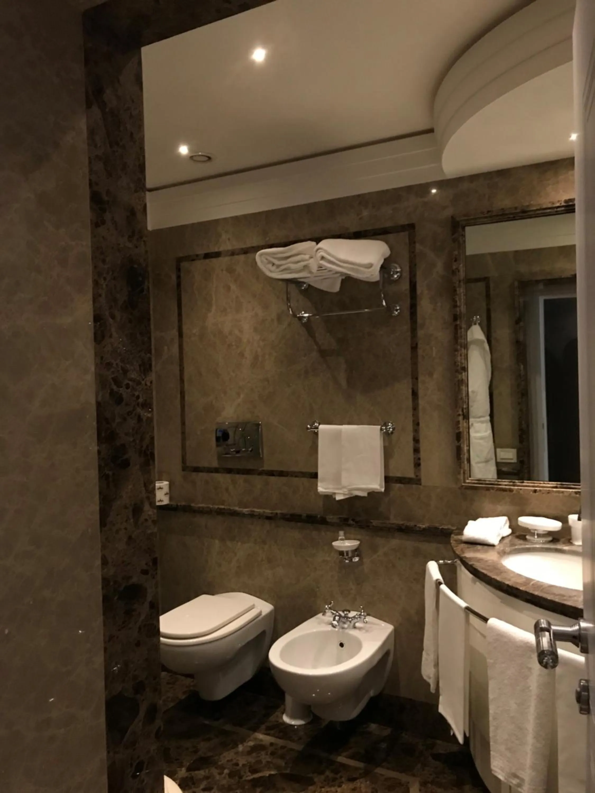 Shower in Canaletto Luxury Suites - San Marco Luxury