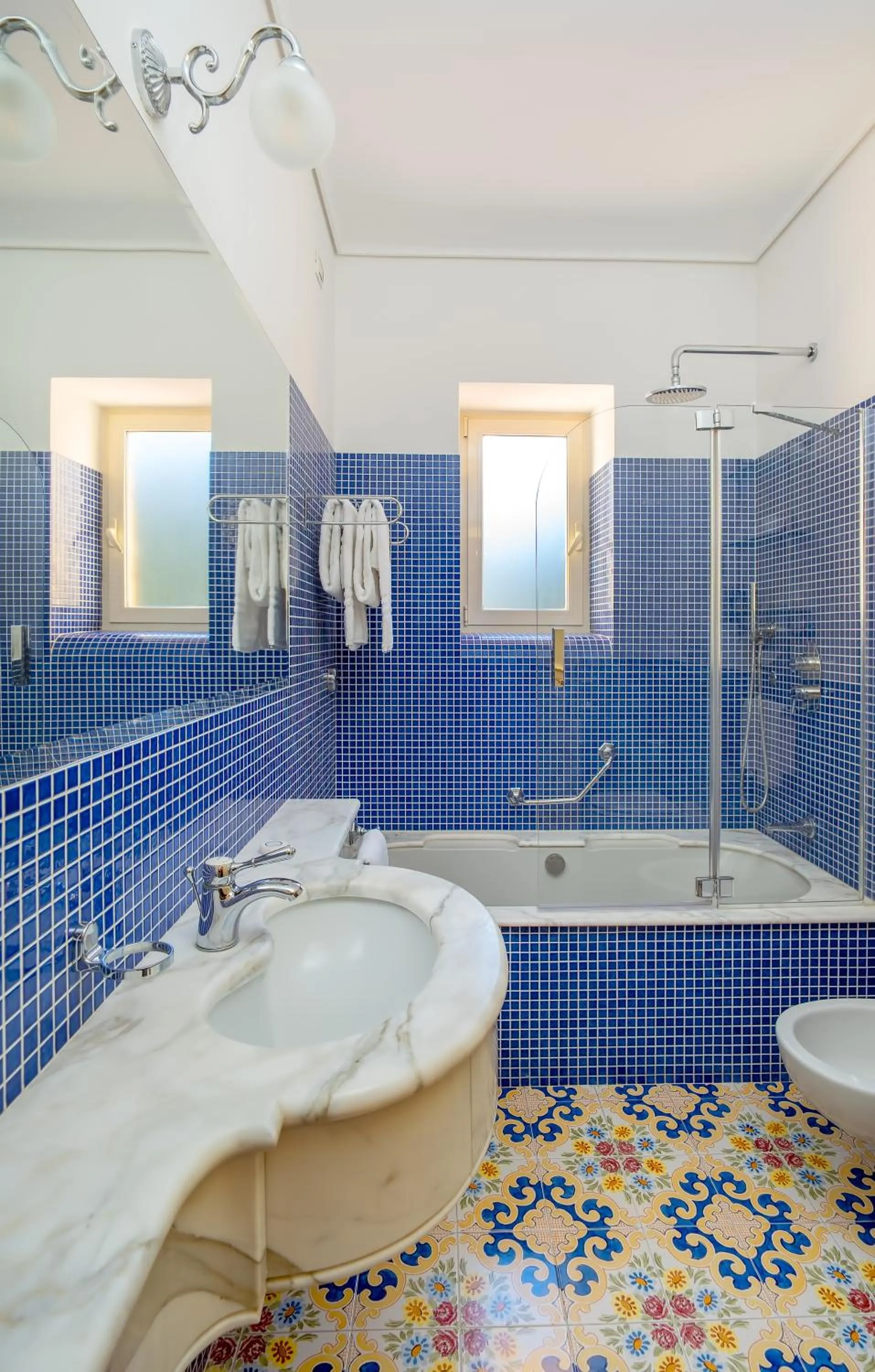 Bathroom in Hotel Antiche Mura