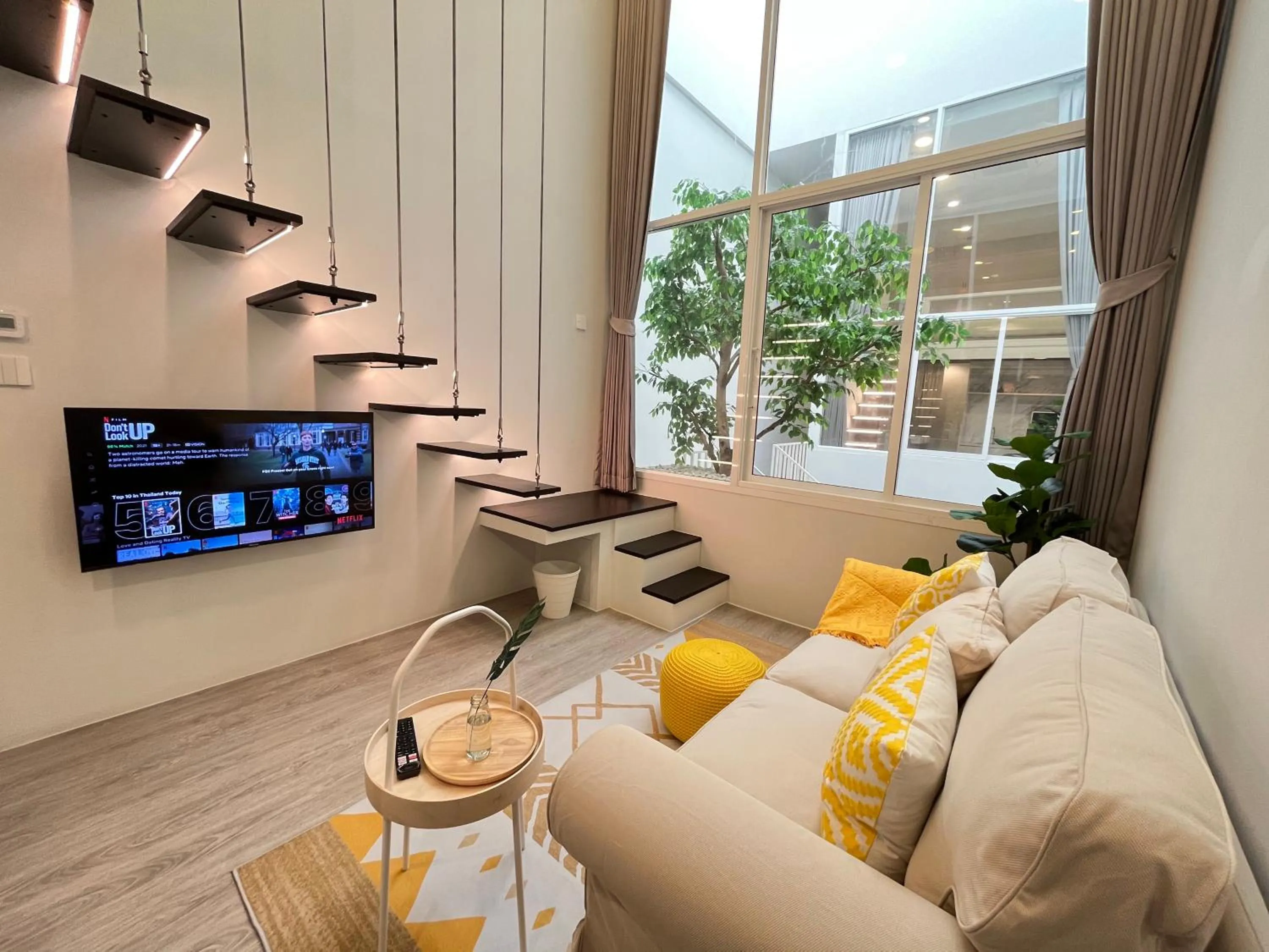 TV and multimedia in Ease Me Residence