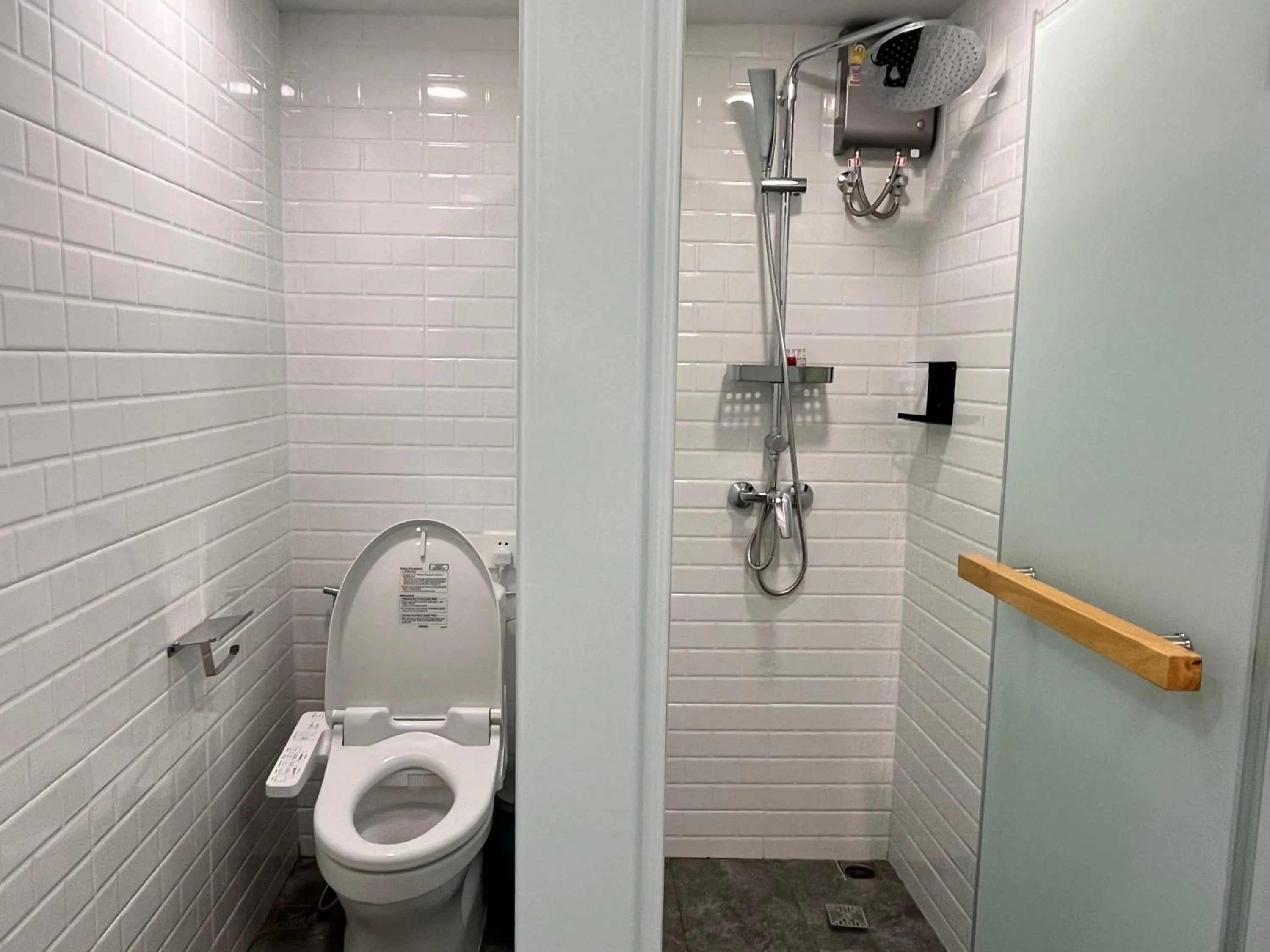 Bathroom in Ease Me Residence