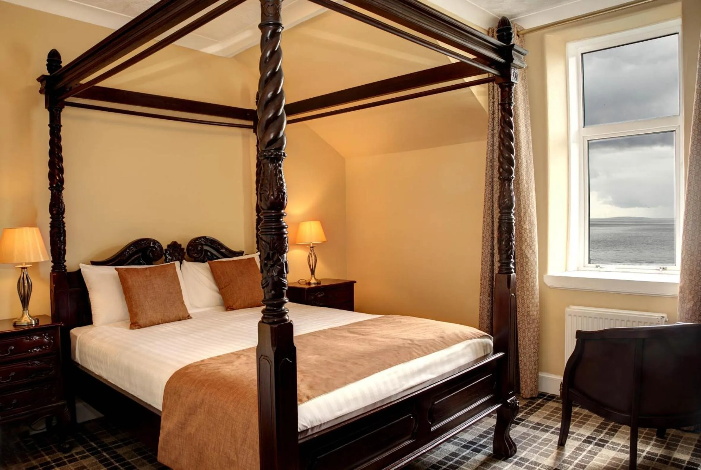 Bed in SGE Esplanade Hotel