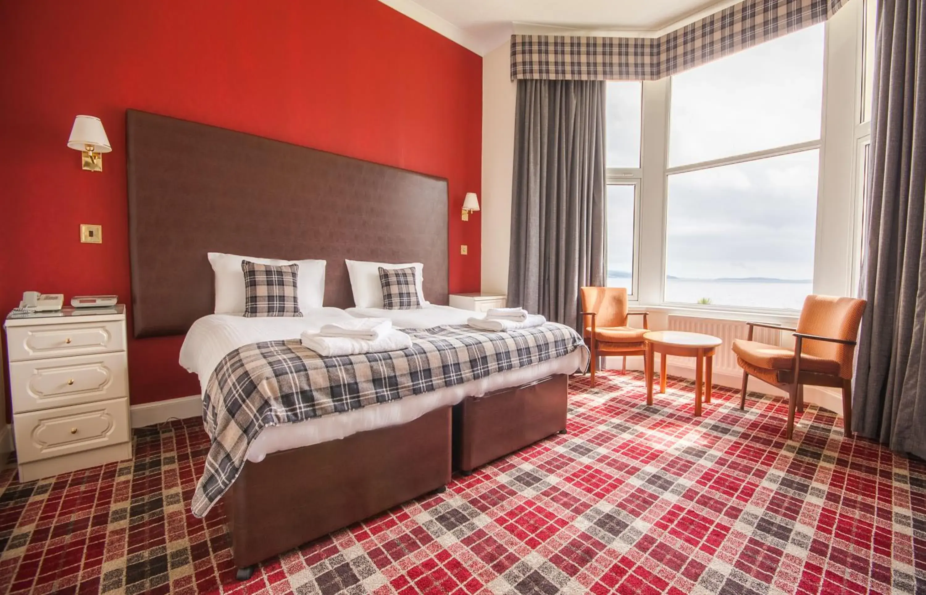 Deluxe Twin Room with Sea View in SGE Esplanade Hotel Deluxe Twin Room with Sea View in SGE Esplanade Hotel