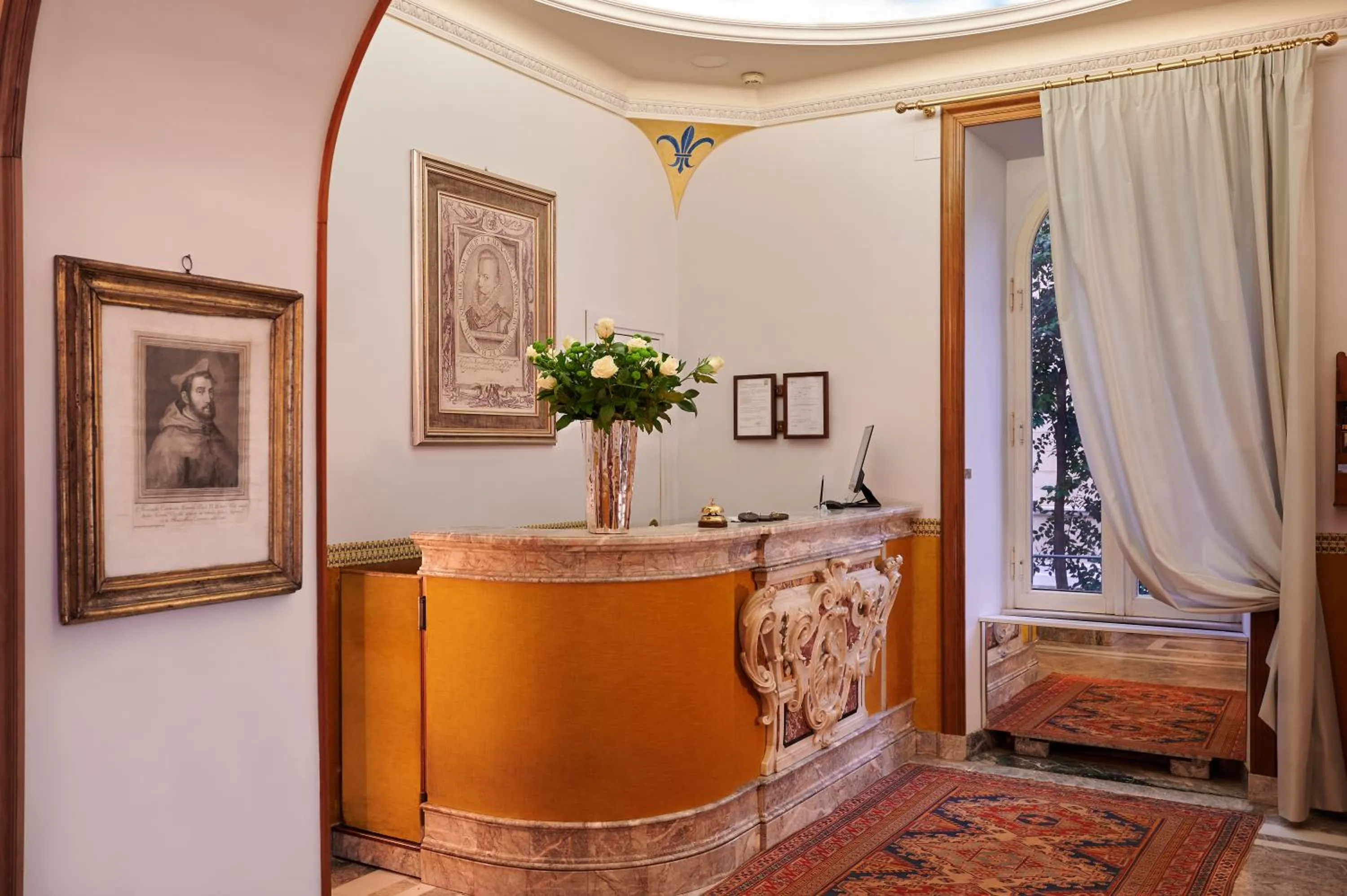 Lobby or reception in Hotel Farnese