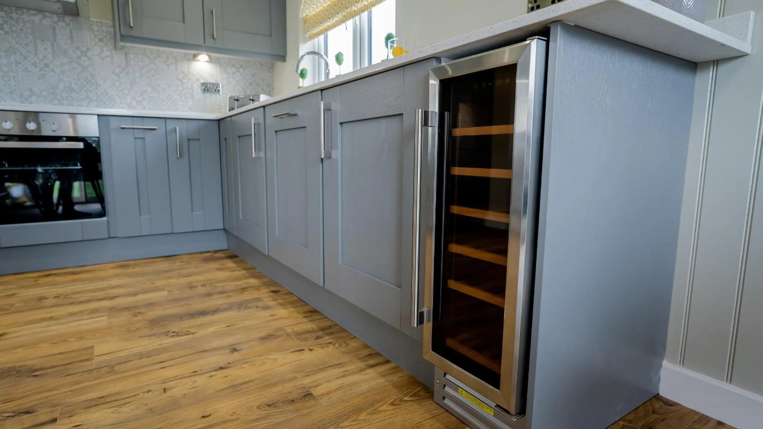 Kitchen or kitchenette in Chestnut Meadow Country Park