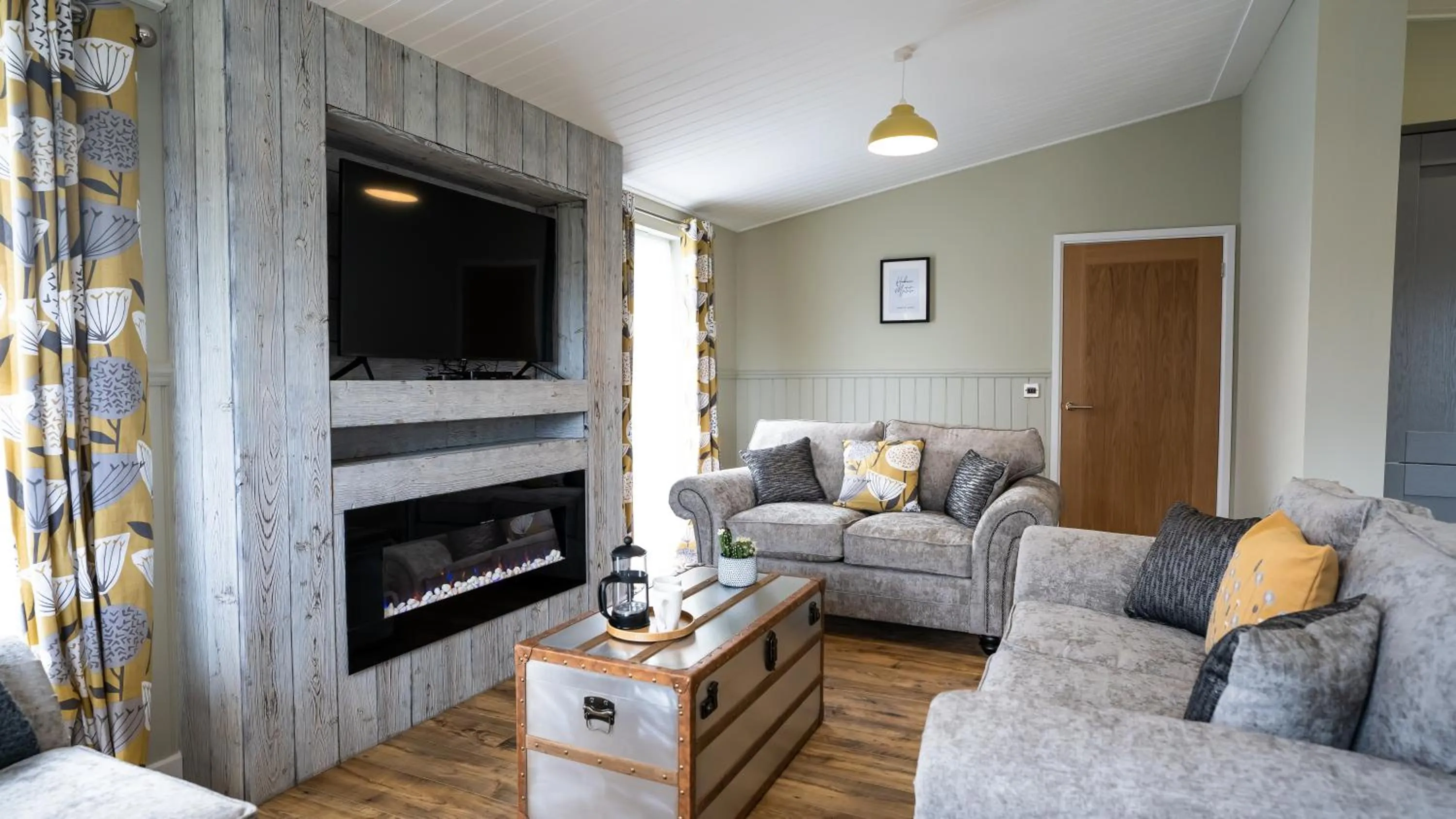 TV and multimedia in Chestnut Meadow Country Park