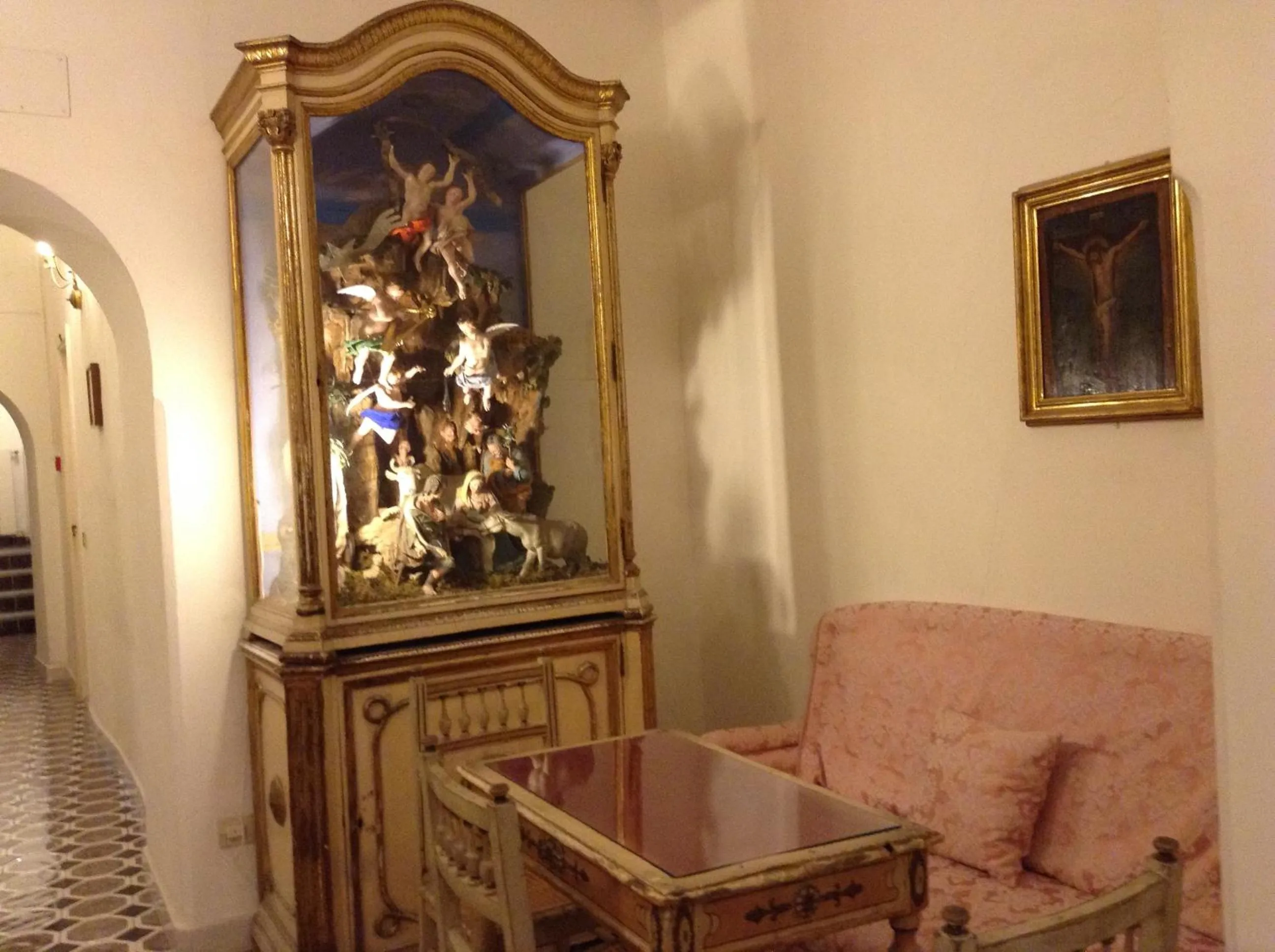 Decorative detail in Hotel Lidomare