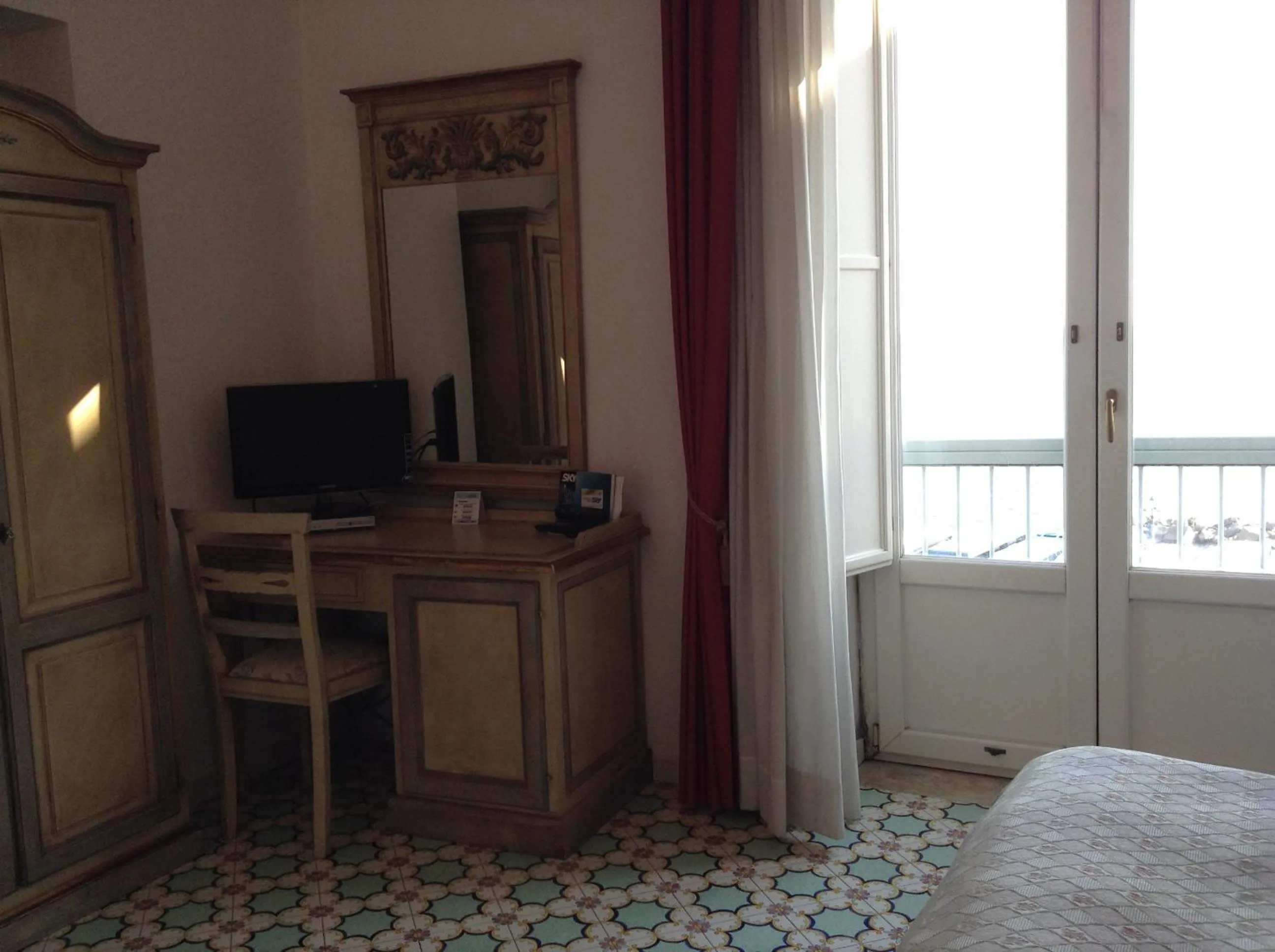 Decorative detail, Bed in Hotel Lidomare