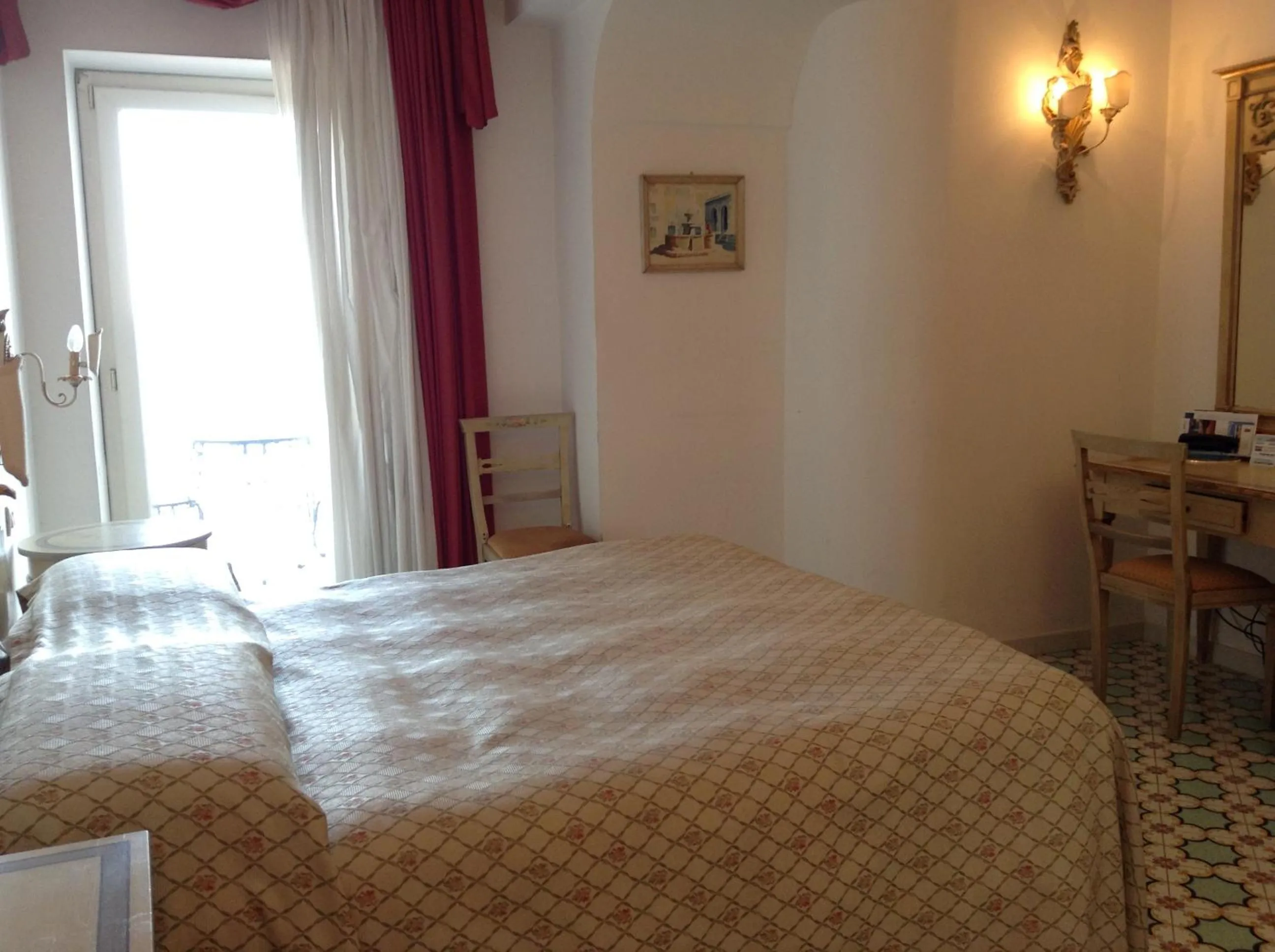 Bed in Hotel Lidomare